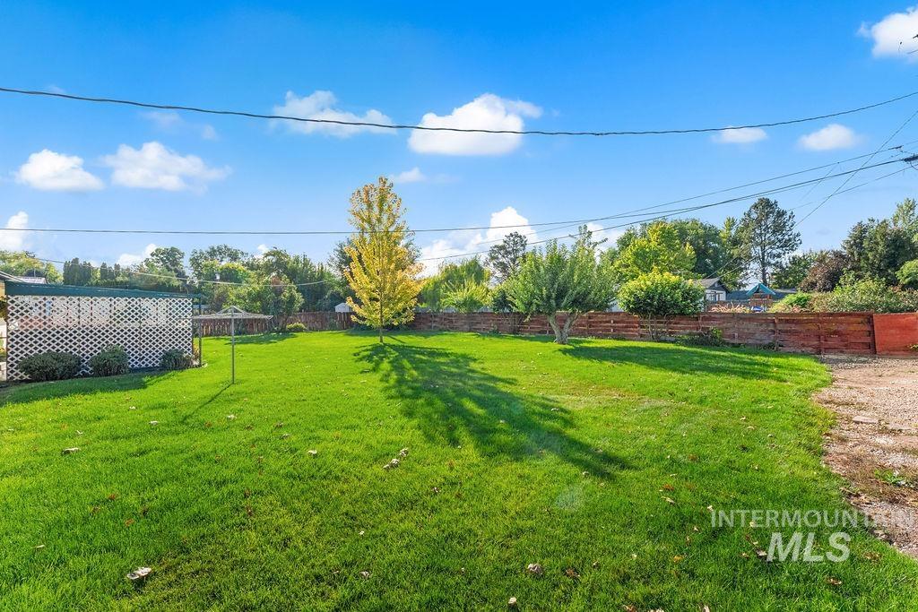 127 W Mckinley, New Plymouth, Idaho 83655, 3 Bedrooms, 2 Bathrooms, Residential For Sale, Price $350,000, 99001153