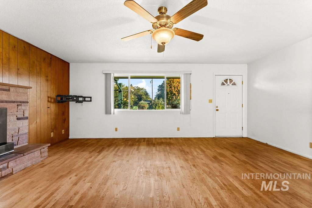 127 W Mckinley, New Plymouth, Idaho 83655, 3 Bedrooms, 2 Bathrooms, Residential For Sale, Price $350,000, 99001153
