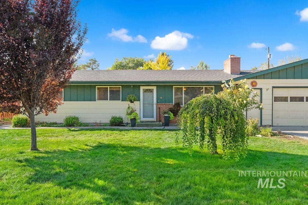 127 W Mckinley, New Plymouth, Idaho 83655, 3 Bedrooms, 2 Bathrooms, Residential For Sale, Price $350,000, 99001153