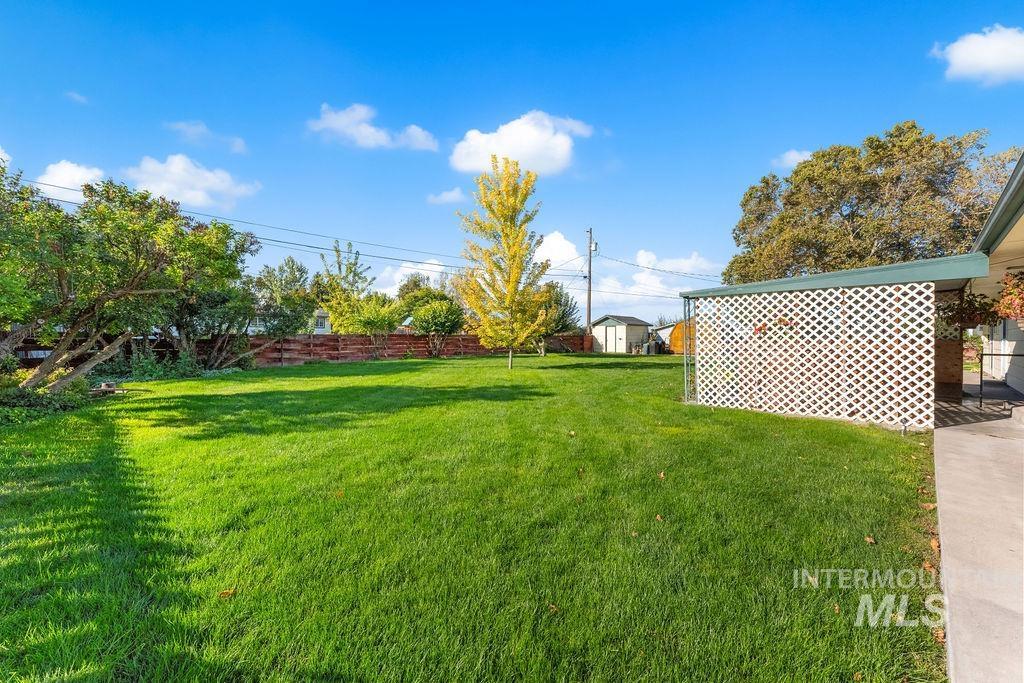 127 W Mckinley, New Plymouth, Idaho 83655, 3 Bedrooms, 2 Bathrooms, Residential For Sale, Price $350,000, 99001153