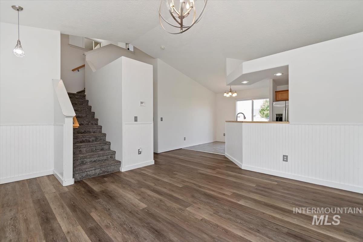 3915 N Abbott St, Caldwell, Idaho 83607, 3 Bedrooms, 2.5 Bathrooms, Residential For Sale, Price $367,000, 99001155