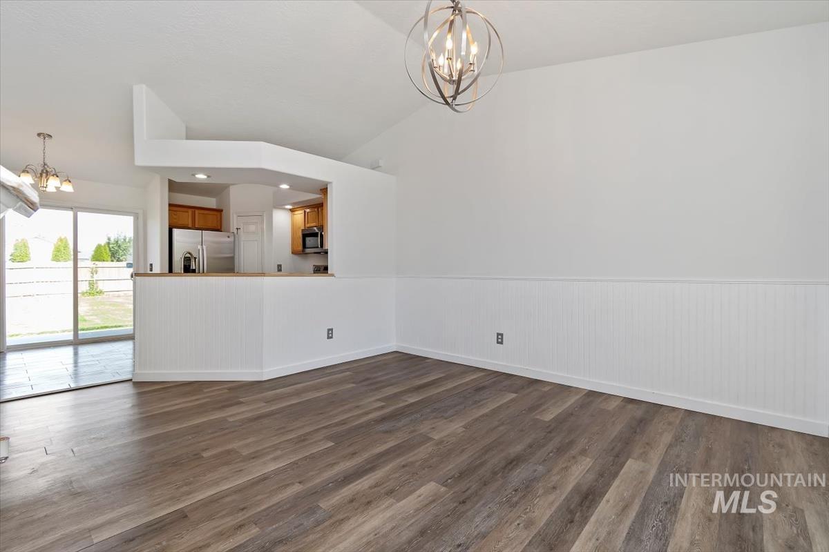 3915 N Abbott St, Caldwell, Idaho 83607, 3 Bedrooms, 2.5 Bathrooms, Residential For Sale, Price $367,000, 99001155