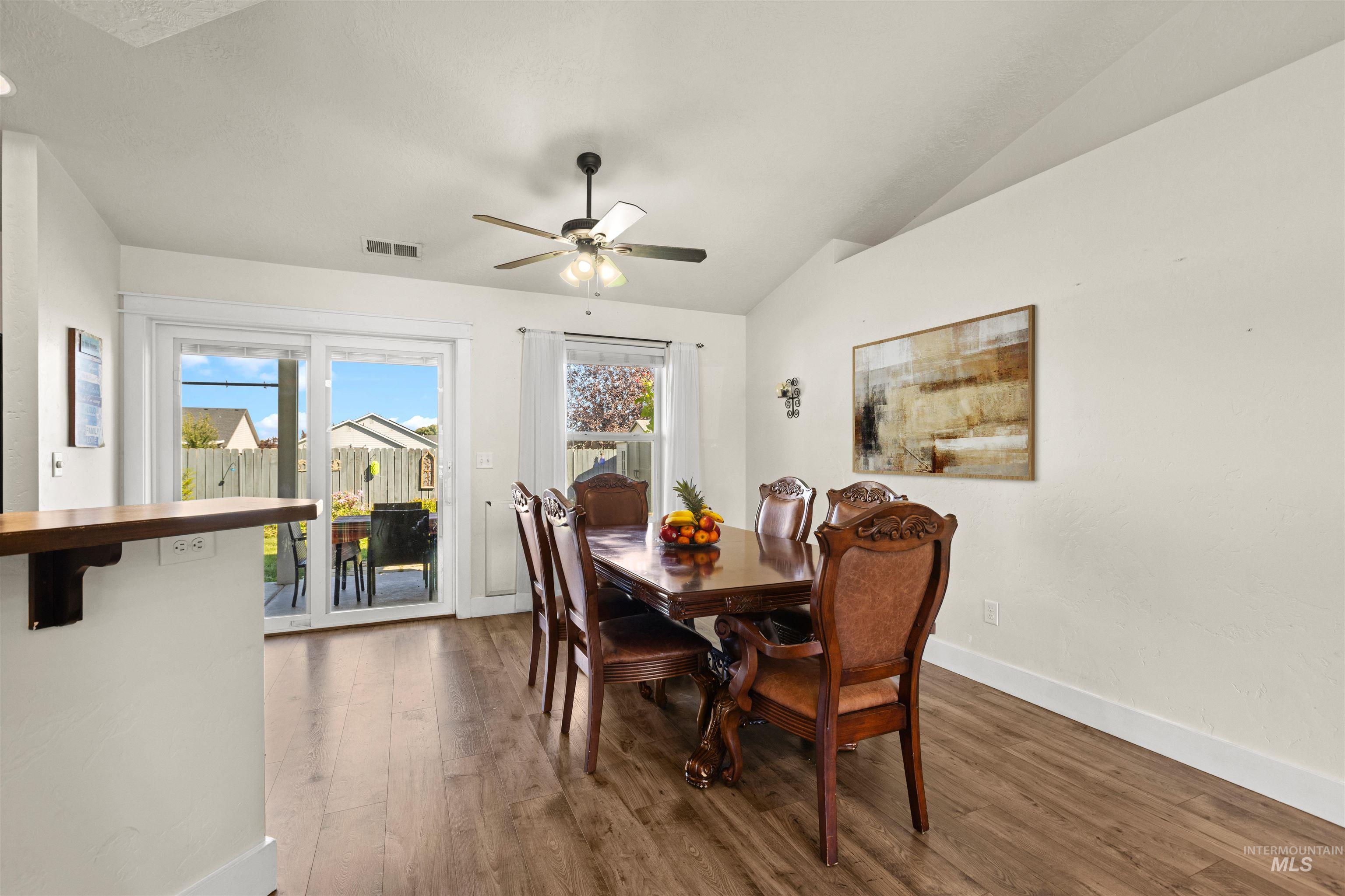 11576 Cabin Creek St, Caldwell, Idaho 83605, 3 Bedrooms, 2 Bathrooms, Residential For Sale, Price $390,000, 99001158