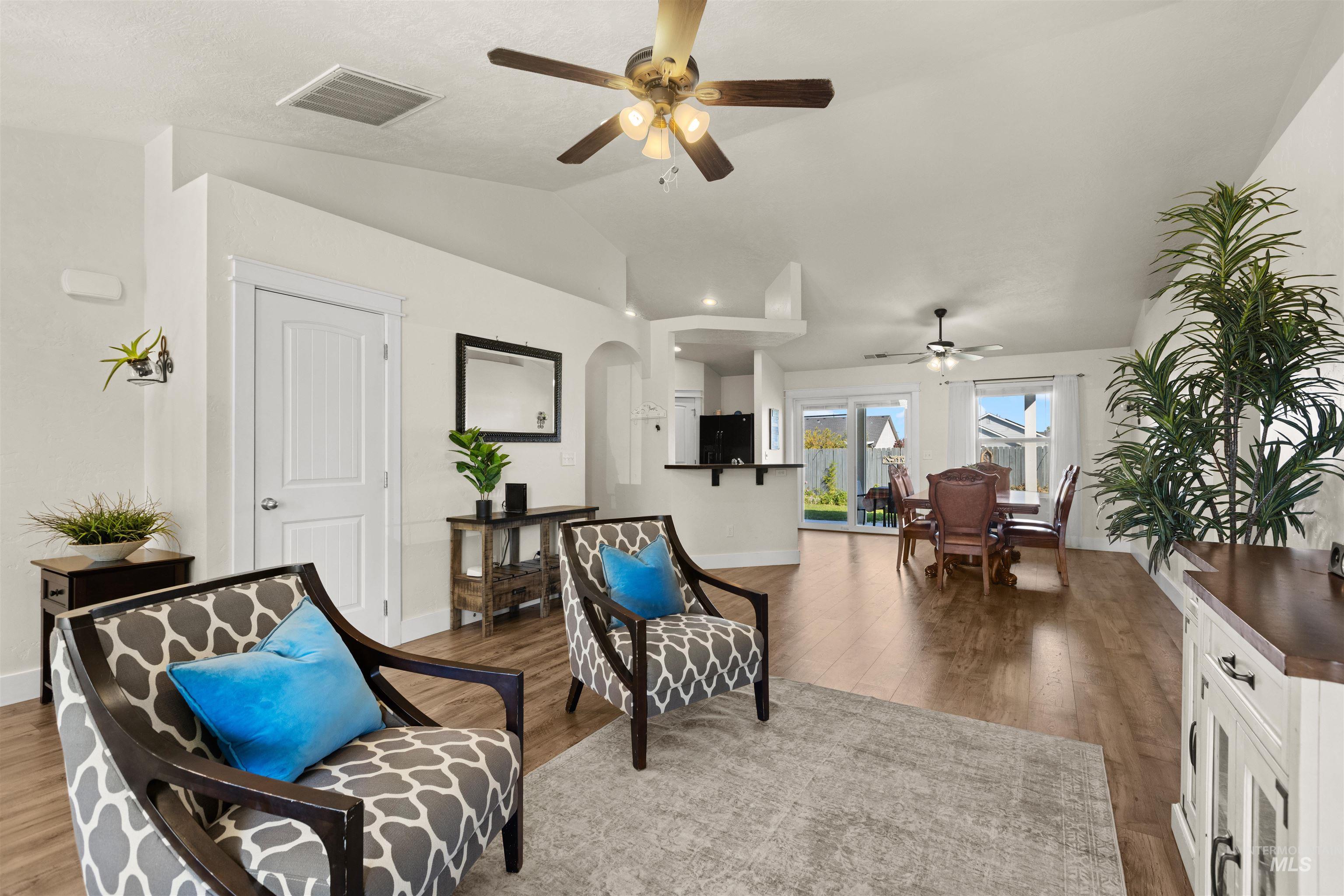 11576 Cabin Creek St, Caldwell, Idaho 83605, 3 Bedrooms, 2 Bathrooms, Residential For Sale, Price $390,000, 99001158