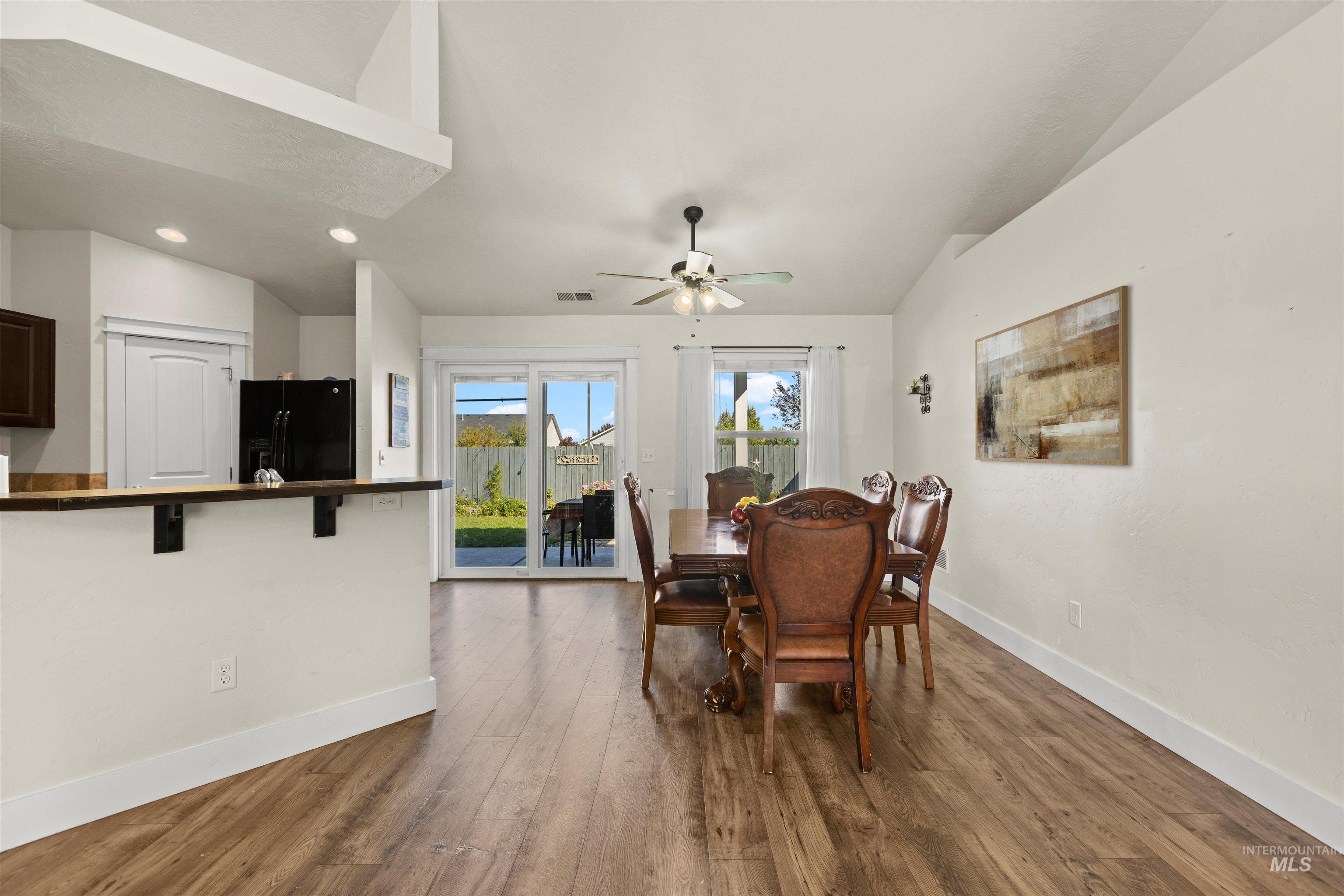 11576 Cabin Creek St, Caldwell, Idaho 83605, 3 Bedrooms, 2 Bathrooms, Residential For Sale, Price $390,000, 99001158
