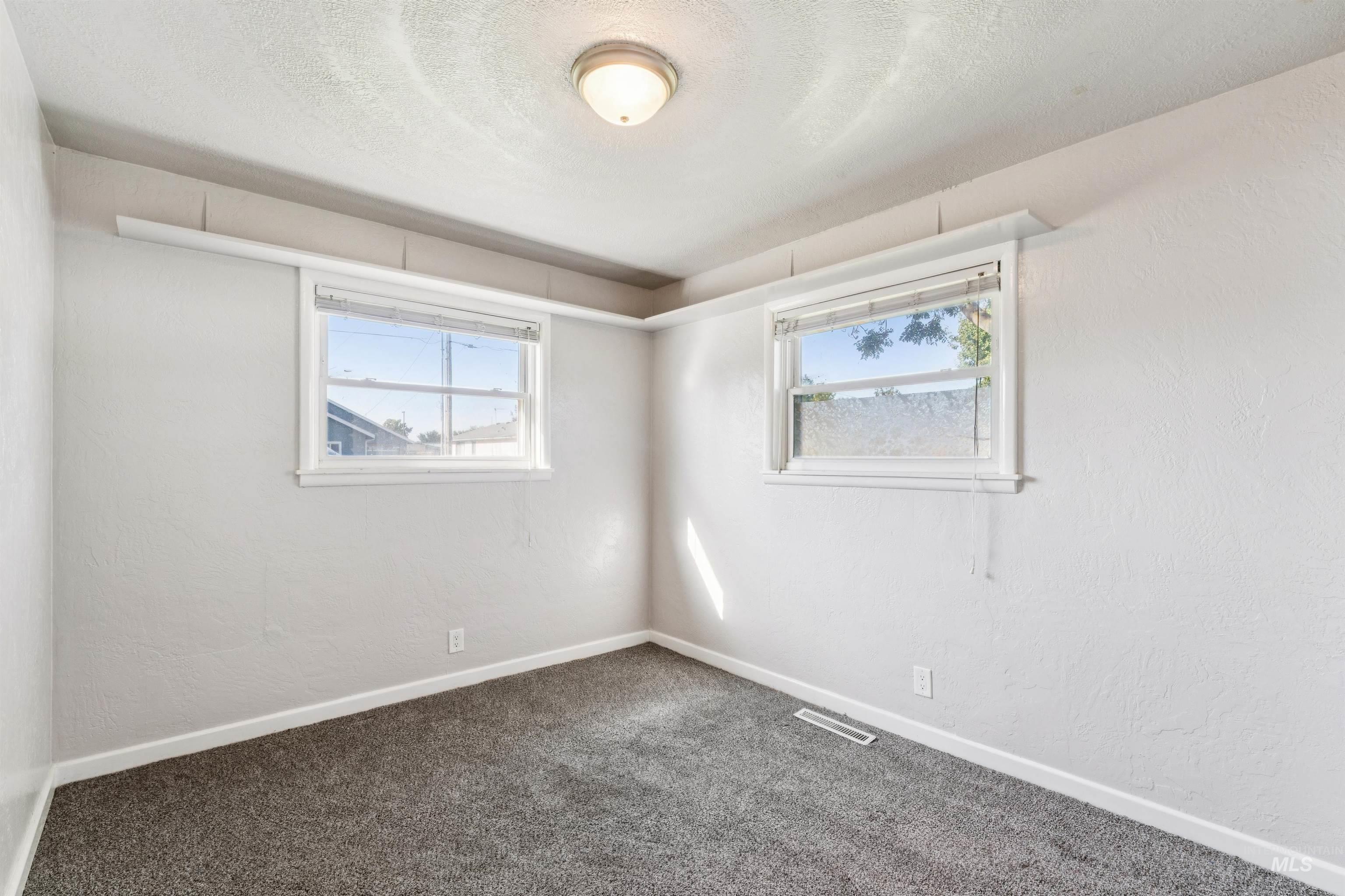 424 Meyer Ave, Nampa, Idaho 83686, 3 Bedrooms, 1 Bathroom, Residential For Sale, Price $315,000, 99001161