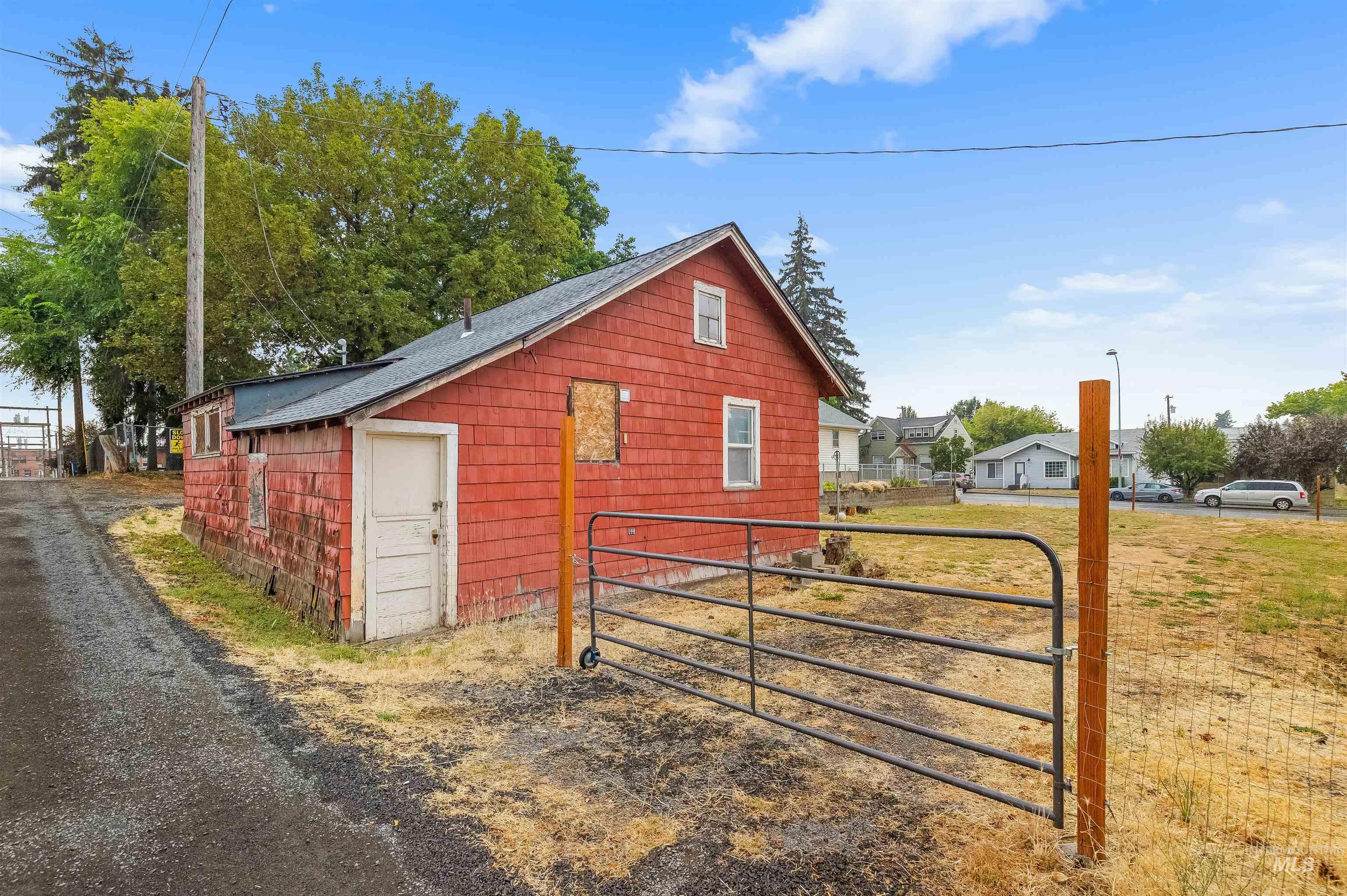 114, 116, 120 N Jackson St/ W. A St, Moscow, Idaho 83843, Business/Commercial For Sale, Price $1,700,000,MLS 99001165