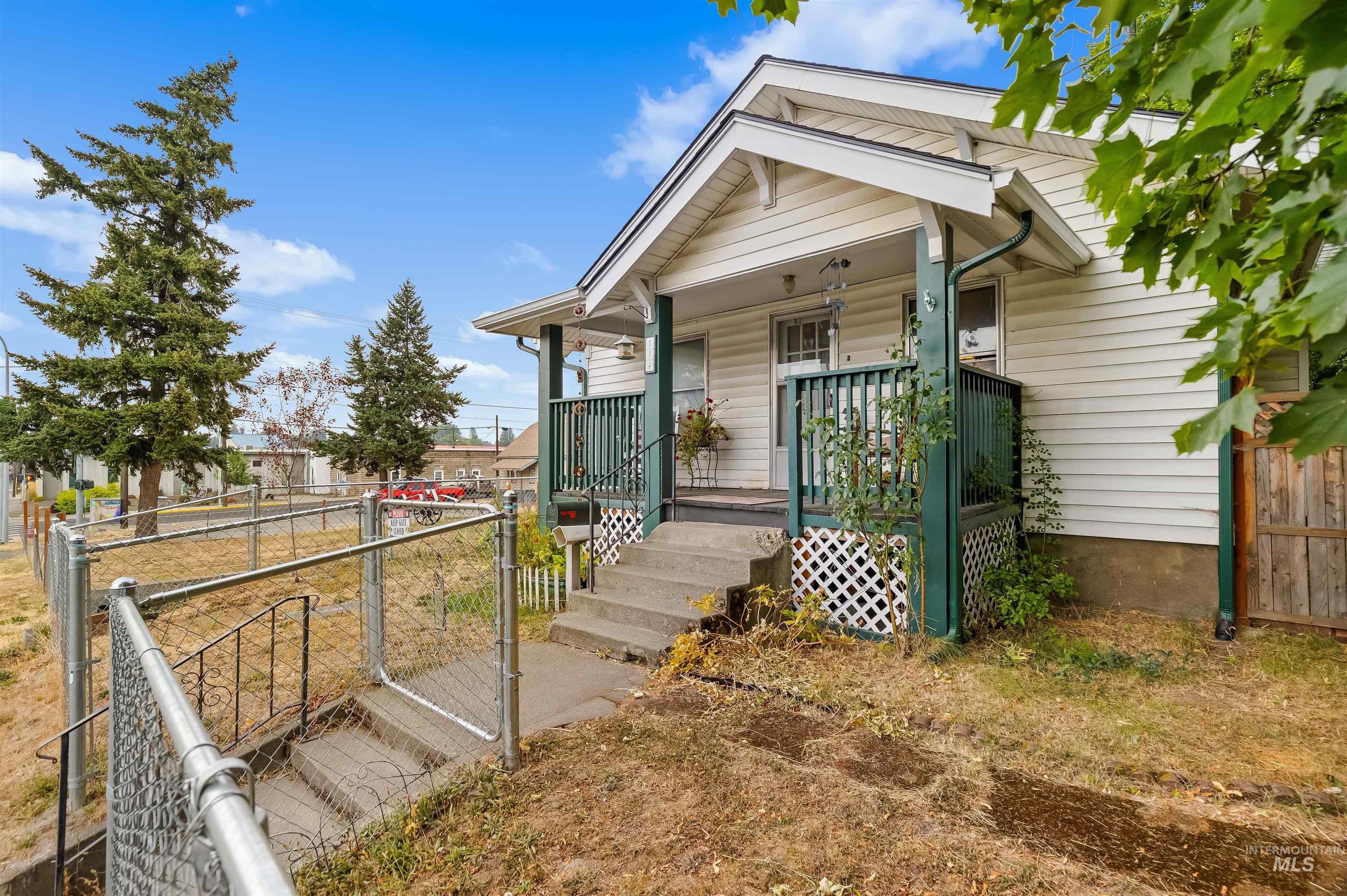 114, 116, 120 N Jackson St/ W. A St, Moscow, Idaho 83843, Business/Commercial For Sale, Price $1,700,000,MLS 99001165