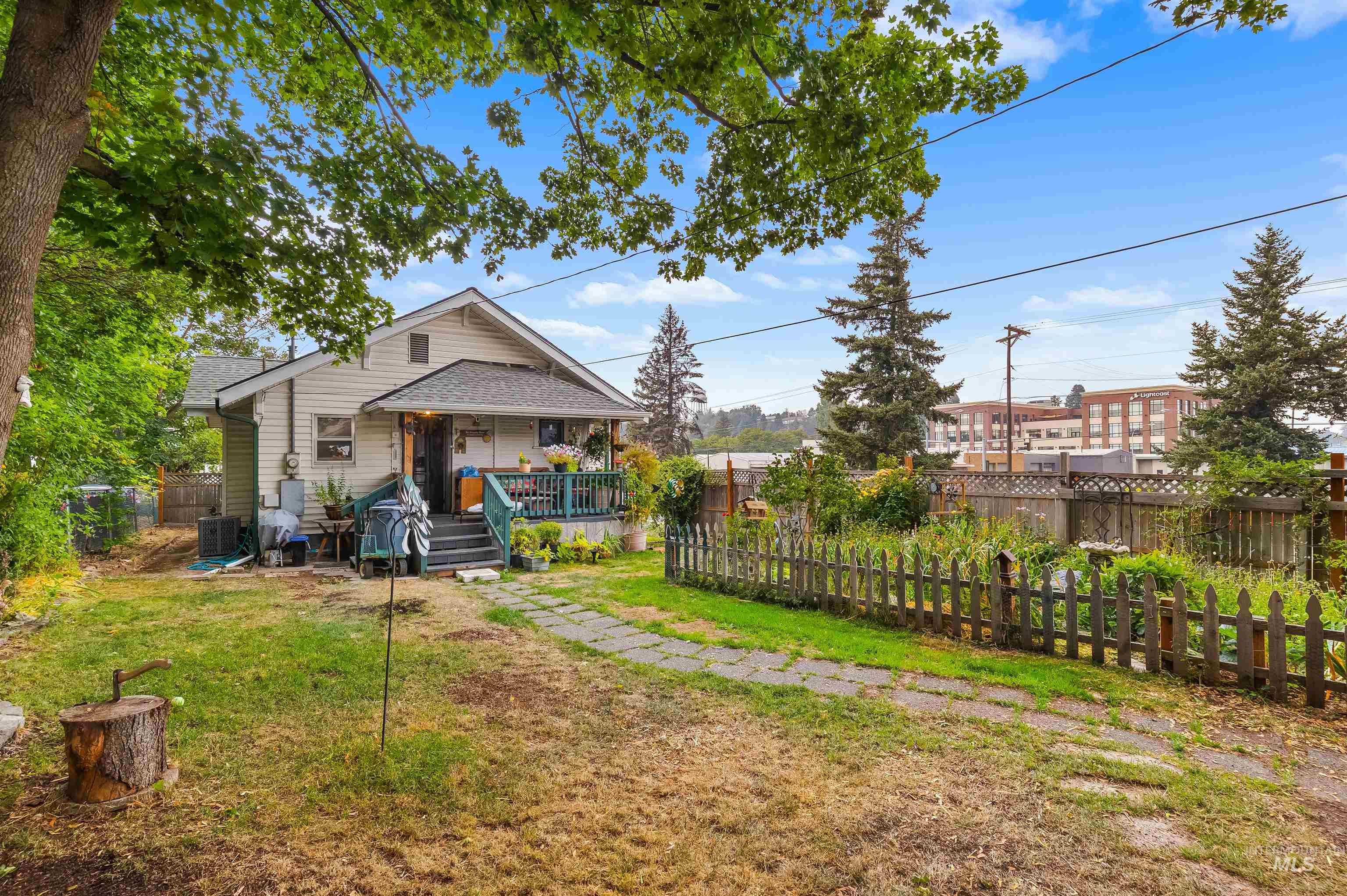 114, 116, 120 N Jackson St/ W. A St, Moscow, Idaho 83843, Business/Commercial For Sale, Price $1,700,000,MLS 99001165