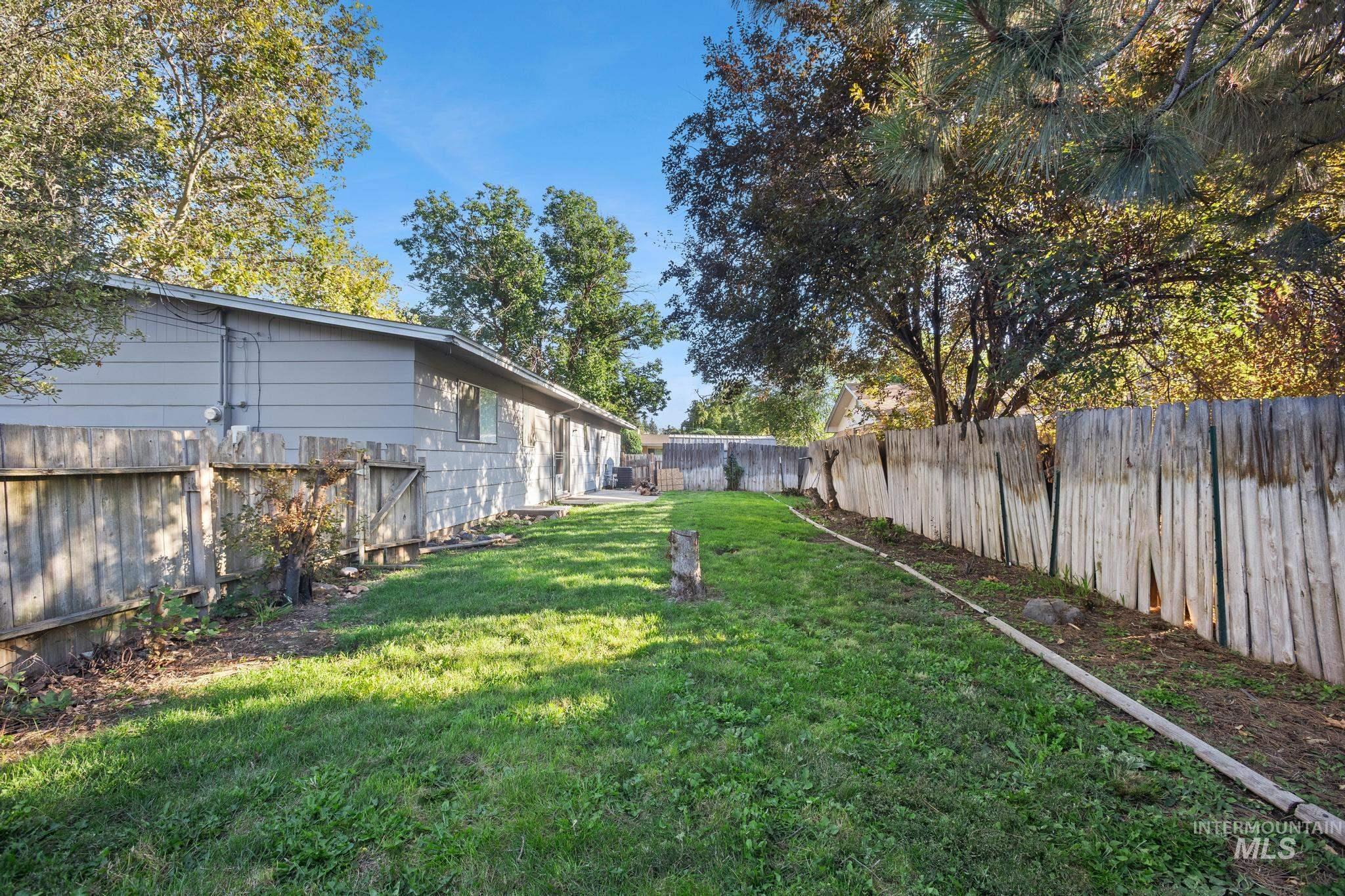 2037 S Curtis Rd, Boise, Idaho 83705, 3 Bedrooms, 2 Bathrooms, Residential For Sale, Price $415,000, 99001166