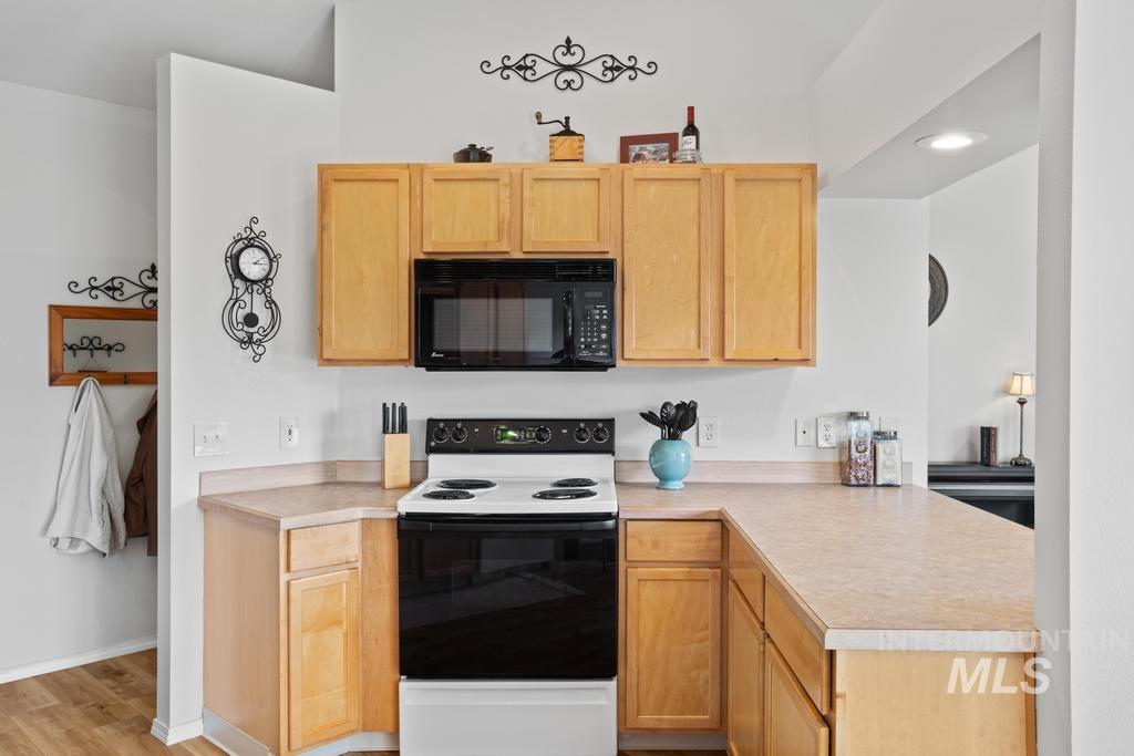601 W Tern Dr., Kuna, Idaho 83634, 3 Bedrooms, 2 Bathrooms, Residential For Sale, Price $395,000, 99001169