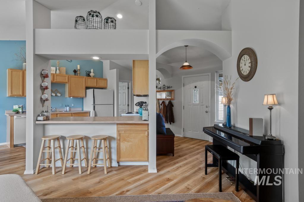 601 W Tern Dr., Kuna, Idaho 83634, 3 Bedrooms, 2 Bathrooms, Residential For Sale, Price $395,000, 99001169
