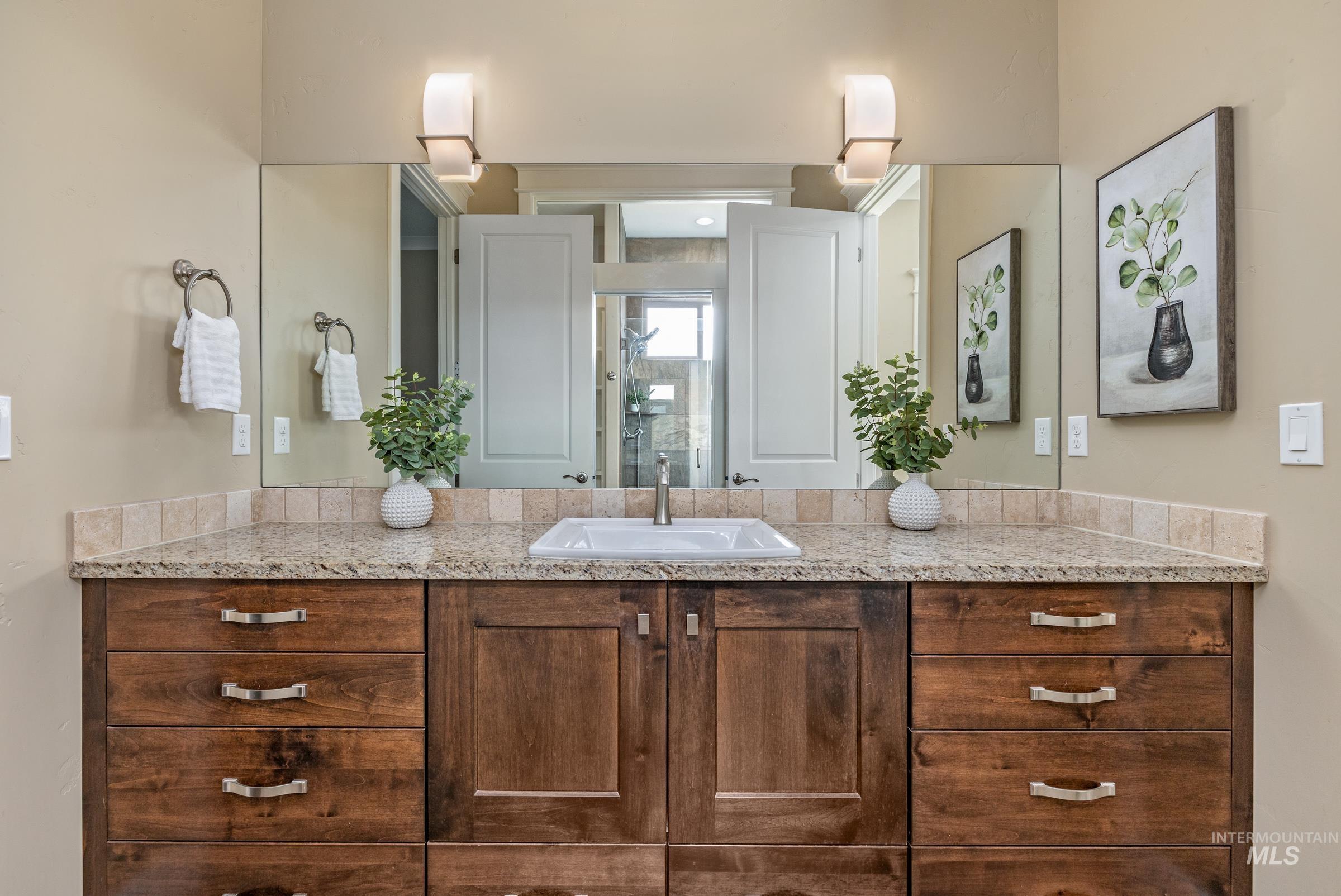 12259 W Seven Lakes Ln, Star, Idaho 83616, 3 Bedrooms, 2.5 Bathrooms, Residential For Sale, Price $850,000, 99001171