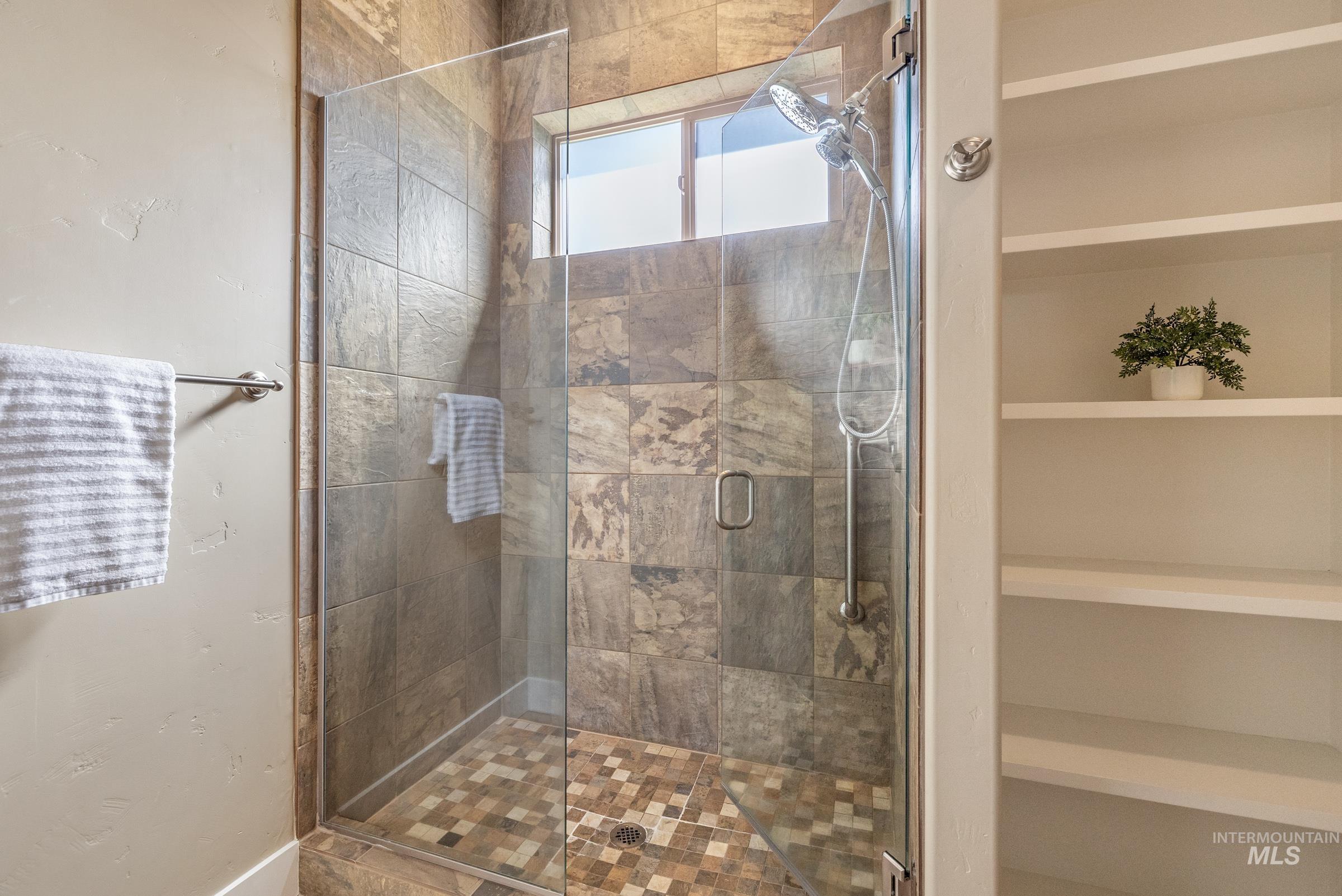 12259 W Seven Lakes Ln, Star, Idaho 83616, 3 Bedrooms, 2.5 Bathrooms, Residential For Sale, Price $850,000, 99001171