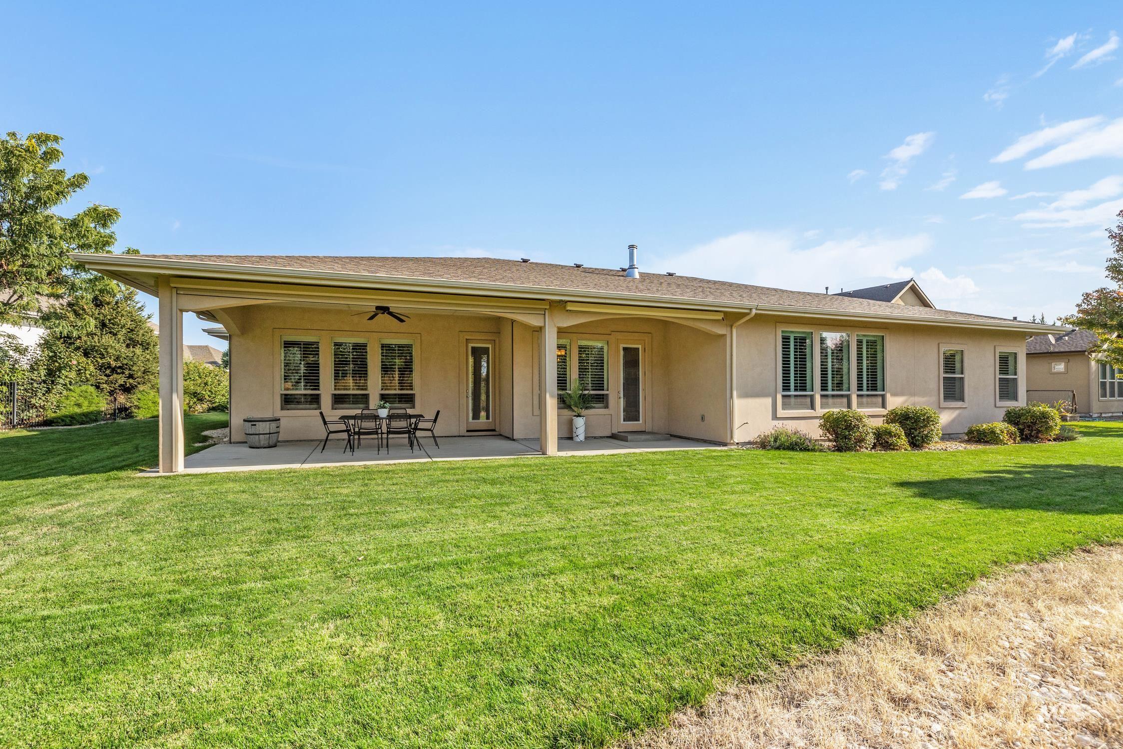 12259 W Seven Lakes Ln, Star, Idaho 83616, 3 Bedrooms, 2.5 Bathrooms, Residential For Sale, Price $850,000, 99001171
