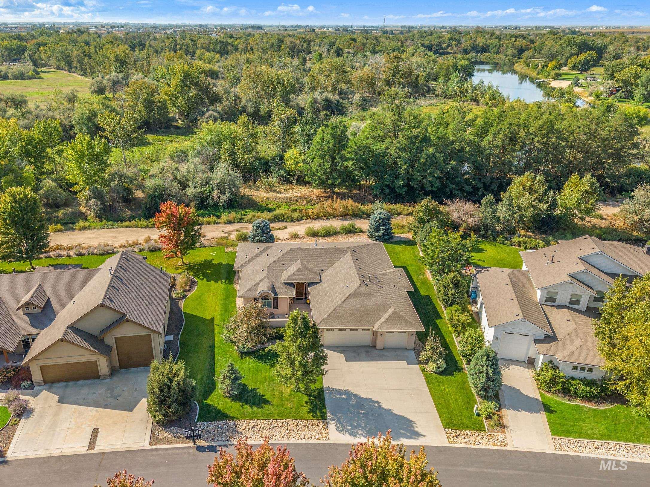 12259 W Seven Lakes Ln, Star, Idaho 83616, 3 Bedrooms, 2.5 Bathrooms, Residential For Sale, Price $850,000, 99001171