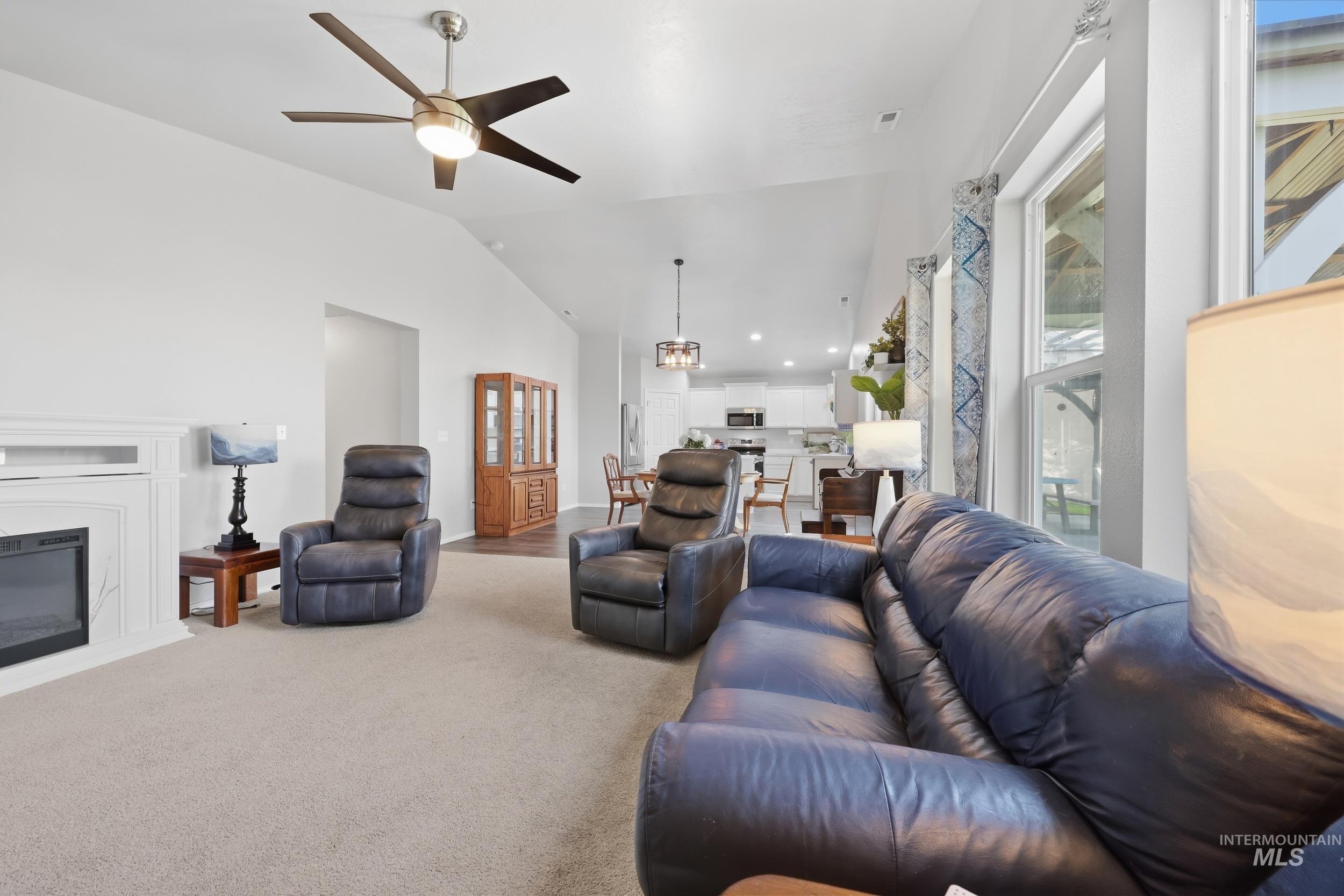 10690 Hackberry St, Nampa, Idaho 83687, 4 Bedrooms, 2 Bathrooms, Residential For Sale, Price $424,900, 99001172