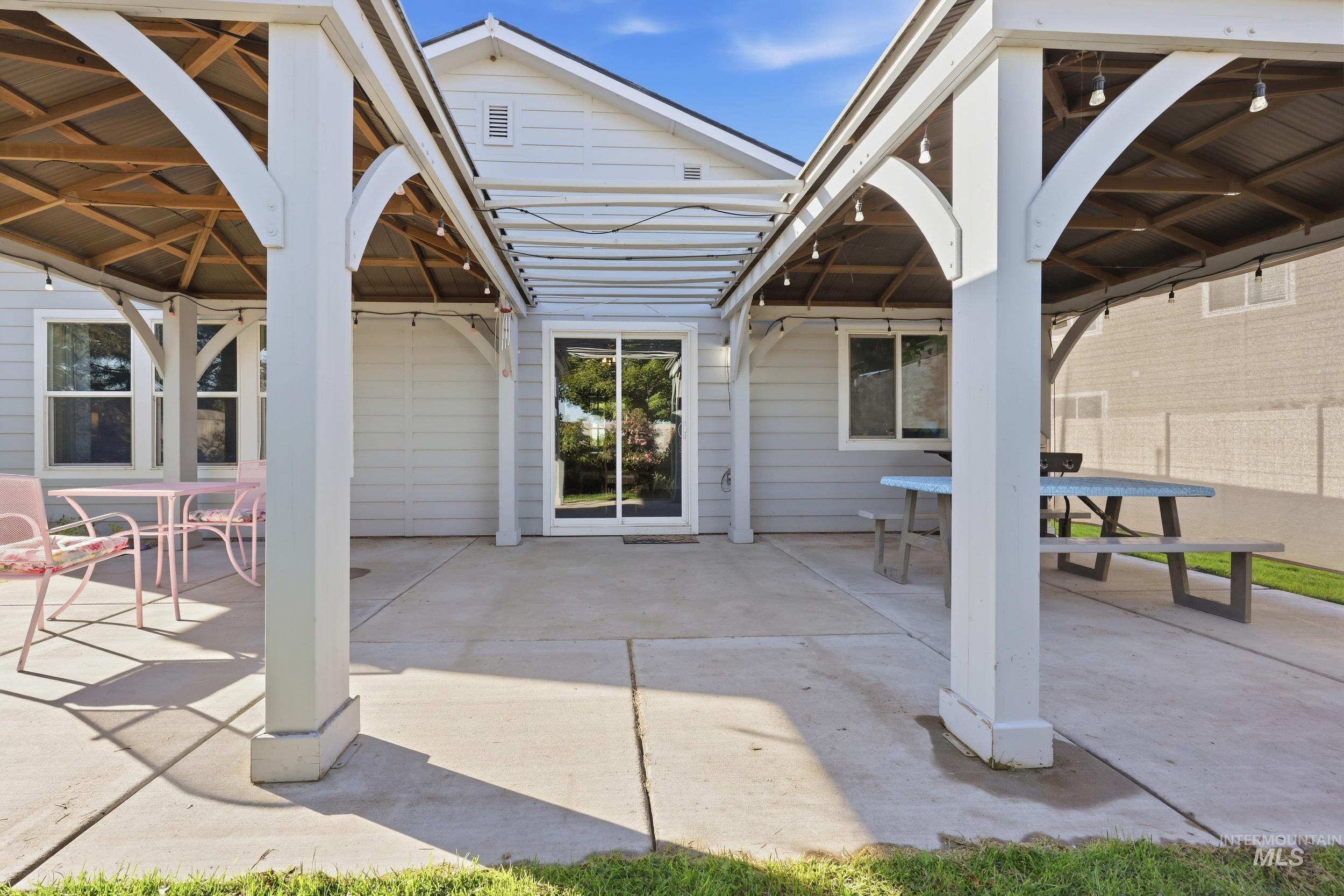 10690 Hackberry St, Nampa, Idaho 83687, 4 Bedrooms, 2 Bathrooms, Residential For Sale, Price $424,900, 99001172