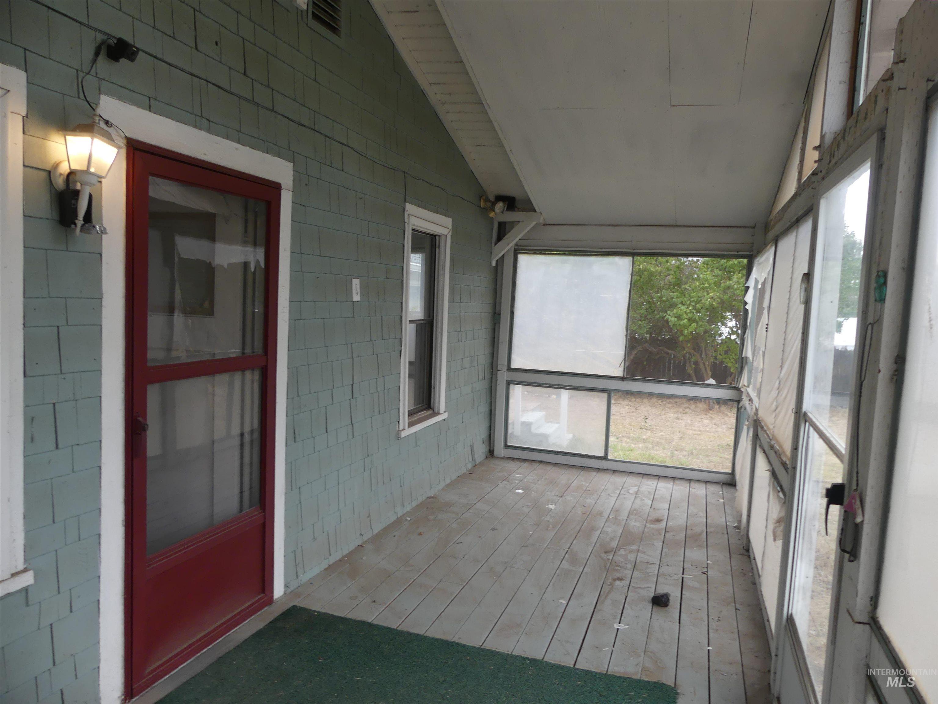 1428 18th St, Lewiston, Idaho 83501, 3 Bedrooms, 1 Bathroom, Residential For Sale, Price $199,000, 99001173