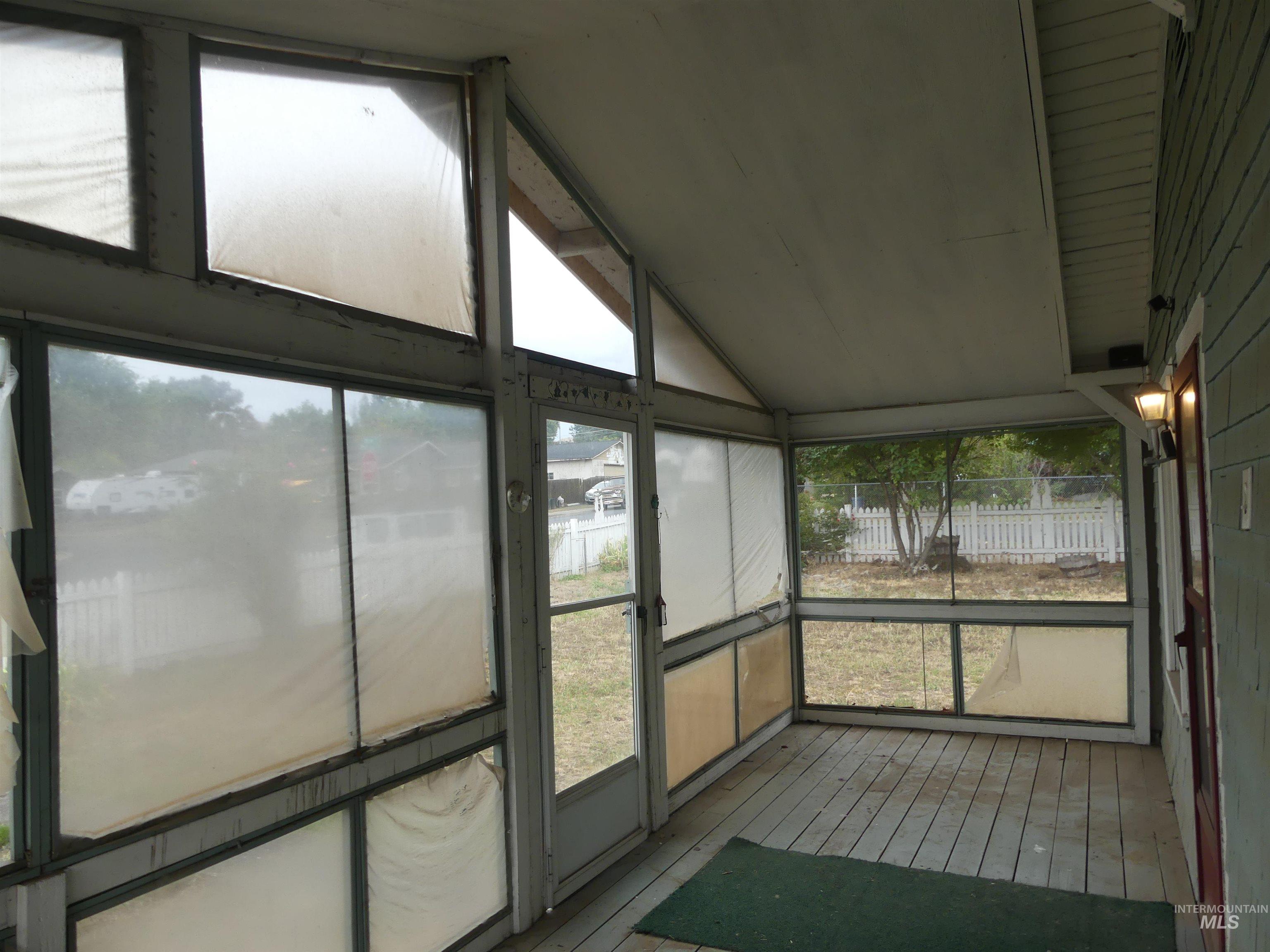 1428 18th St, Lewiston, Idaho 83501, 3 Bedrooms, 1 Bathroom, Residential For Sale, Price $199,000, 99001173