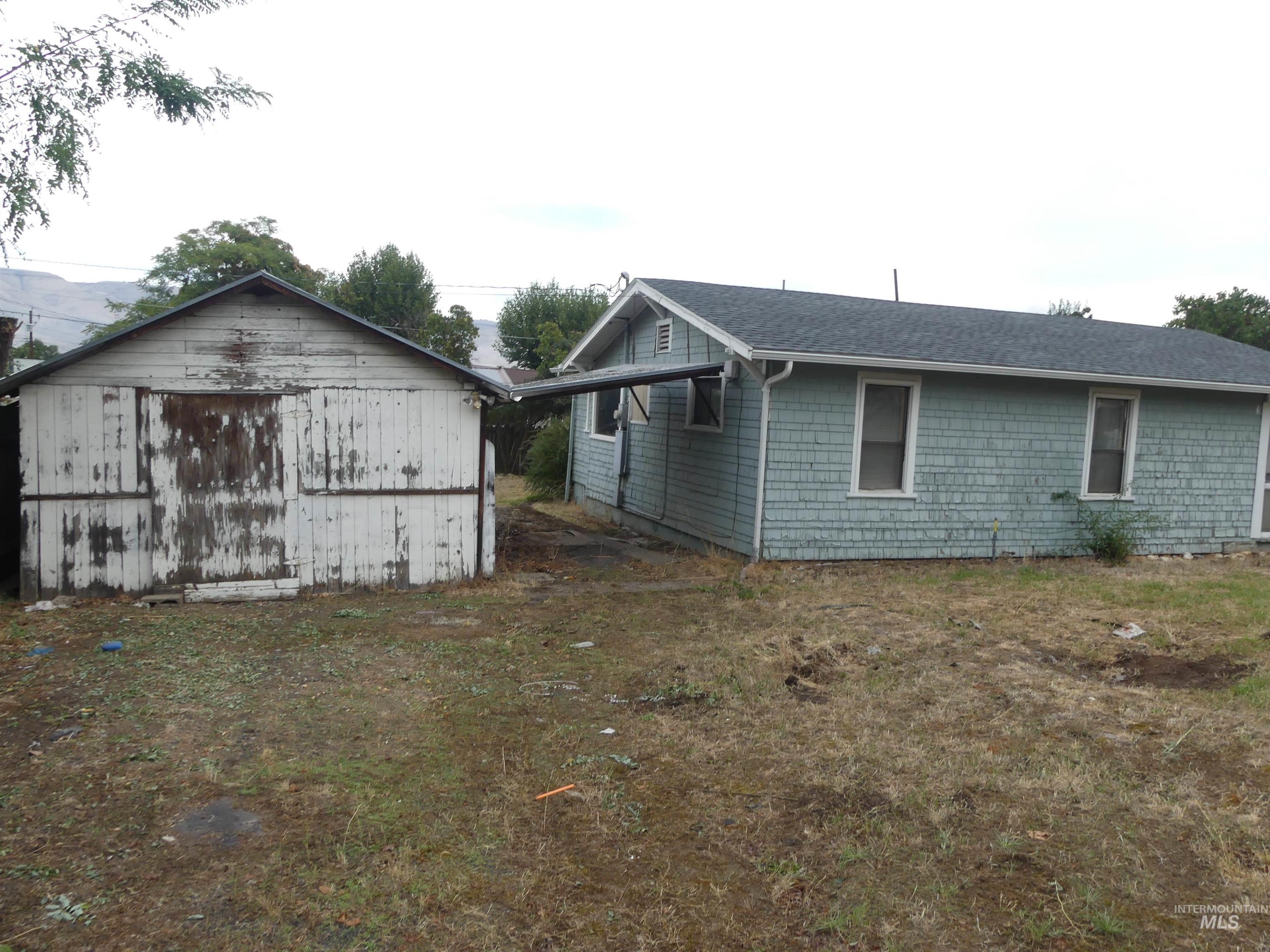 1428 18th St, Lewiston, Idaho 83501, 3 Bedrooms, 1 Bathroom, Residential For Sale, Price $199,000, 99001173