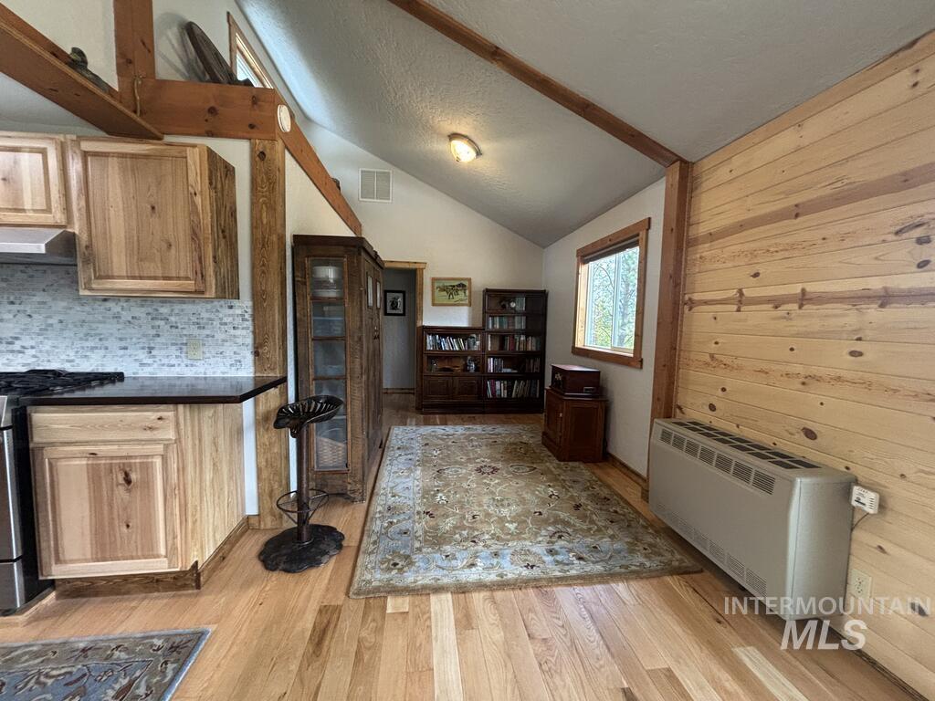 10092 Timberrim Drive, Cascade, Idaho 83611, 3 Bedrooms, 1 Bathroom, Residential For Sale, Price $549,900, 99001176