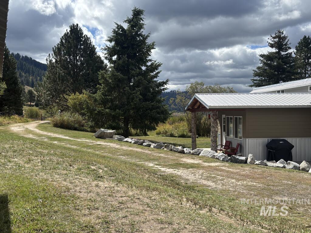 10092 Timberrim Drive, Cascade, Idaho 83611, 3 Bedrooms, 1 Bathroom, Residential For Sale, Price $549,900, 99001176