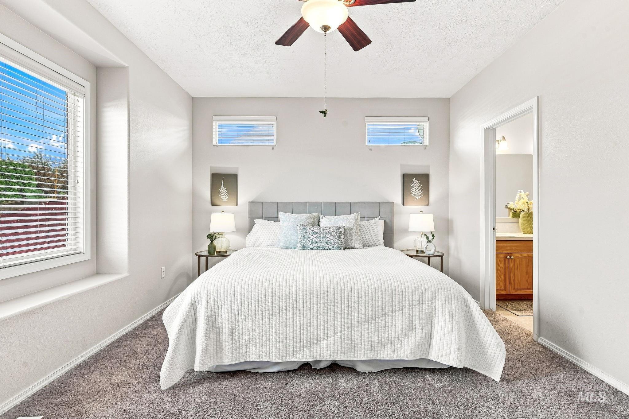 9482 W Granger Ct, Boise, Idaho 83704, 2 Bedrooms, 2 Bathrooms, Residential For Sale, Price $369,900, 99001179