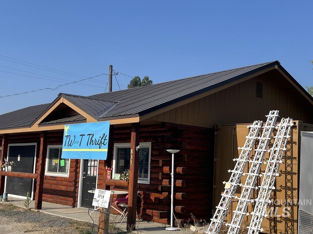 835 S Main Street, Cascade, Idaho 83611, Business/Commercial For Sale, Price $329,900, 99001181