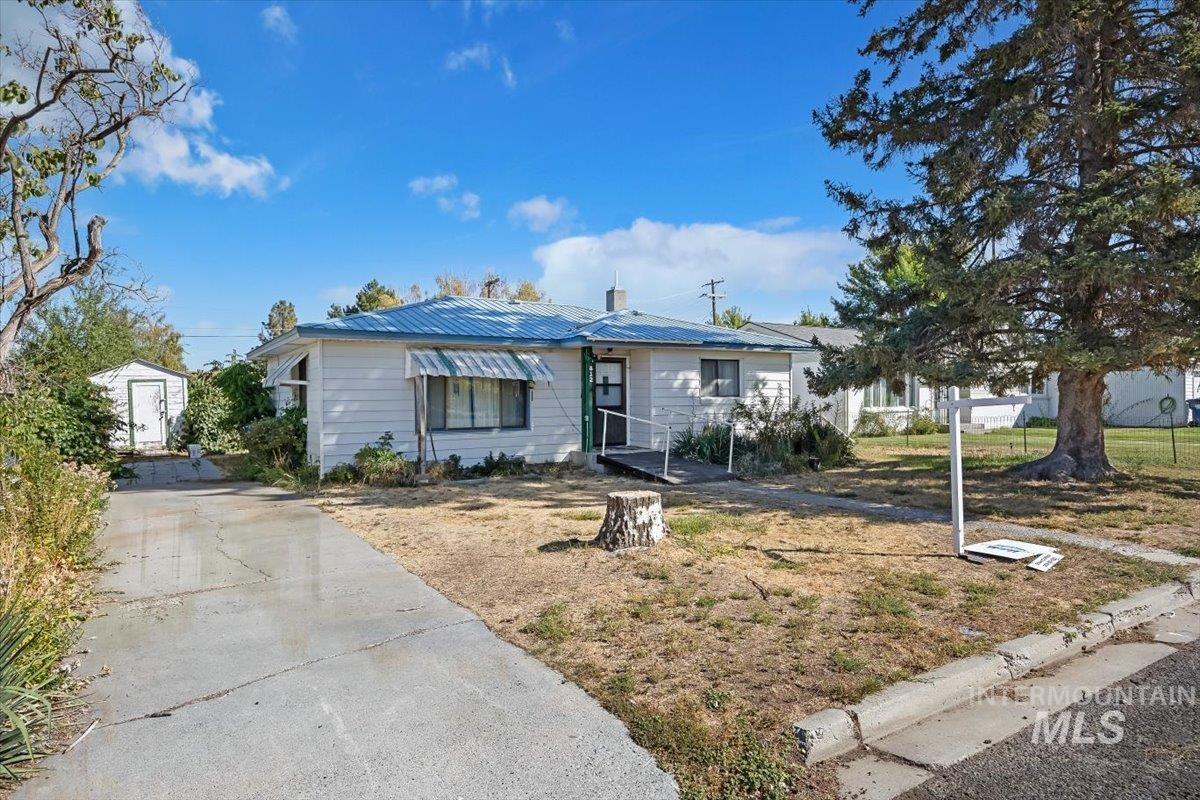 812 9th Ave East, Jerome, Idaho 83338, 3 Bedrooms, 1 Bathroom, Residential For Sale, Price $224,900, 99001182