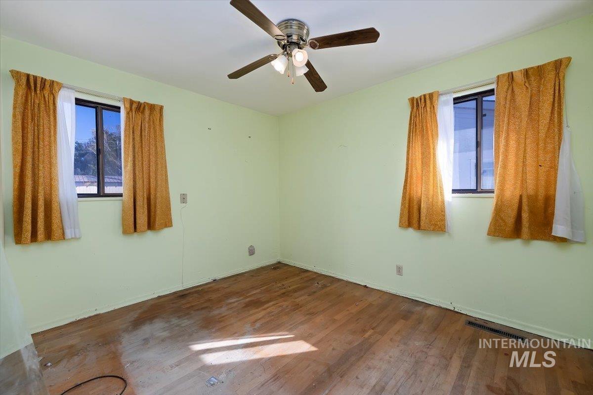 812 9th Ave East, Jerome, Idaho 83338, 3 Bedrooms, 1 Bathroom, Residential For Sale, Price $224,900, 99001182