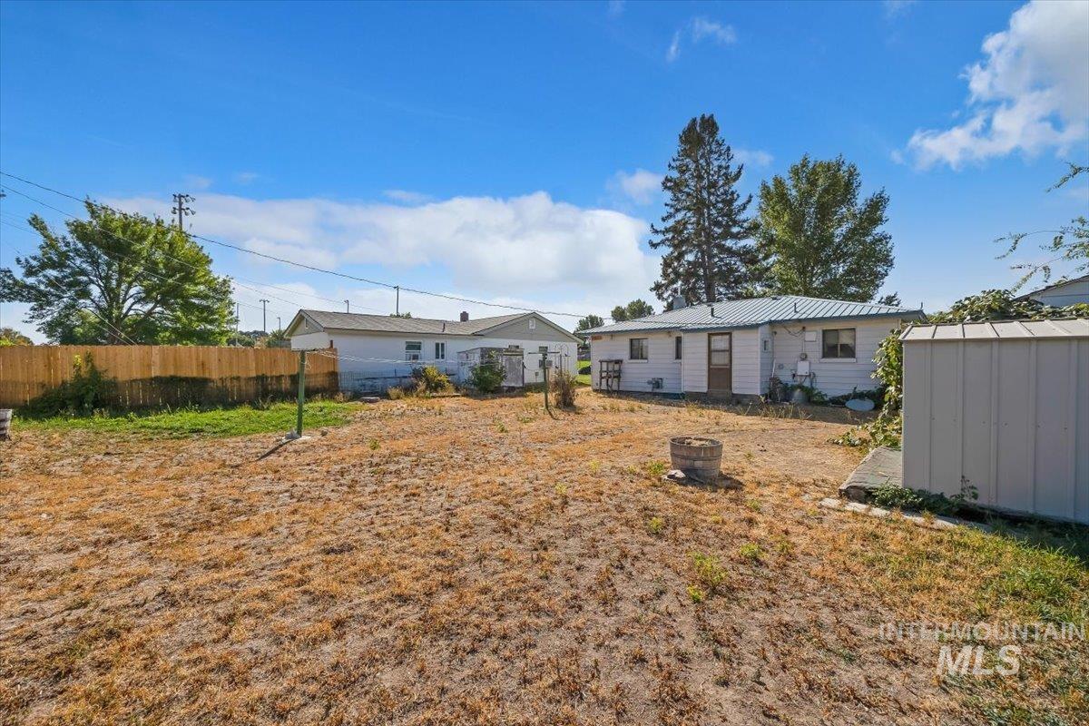 812 9th Ave East, Jerome, Idaho 83338, 3 Bedrooms, 1 Bathroom, Residential For Sale, Price $224,900, 99001182