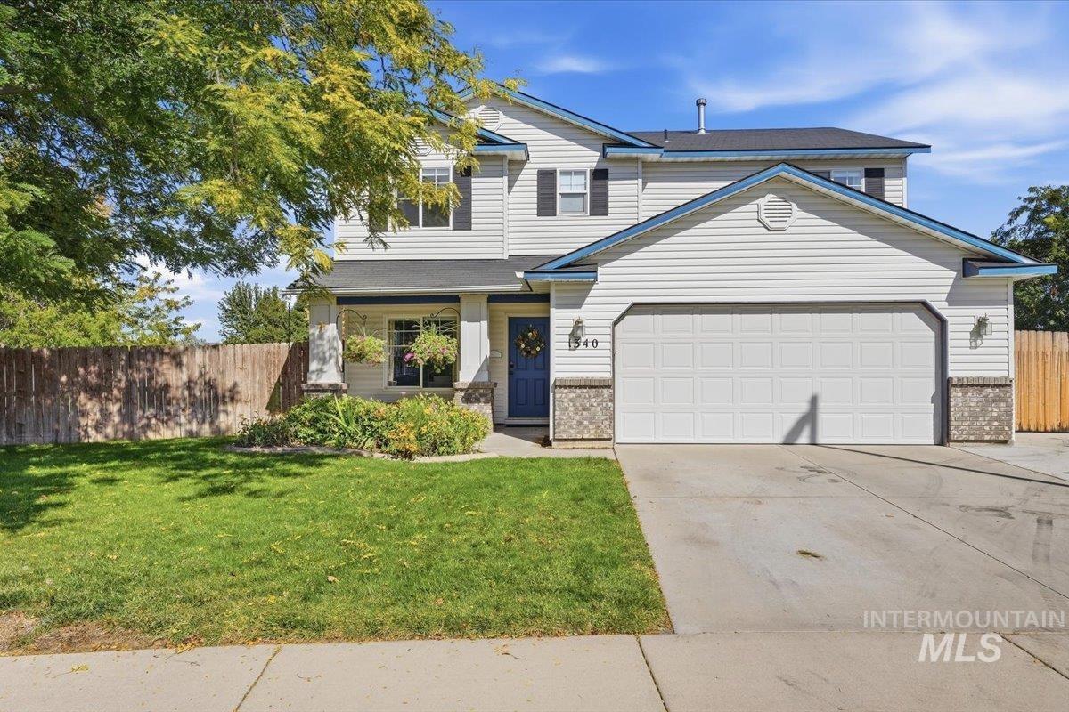 1340 N Golfview Way, Meridian, Idaho 83642, 4 Bedrooms, 2.5 Bathrooms, Residential For Sale, Price $526,600, 99001183