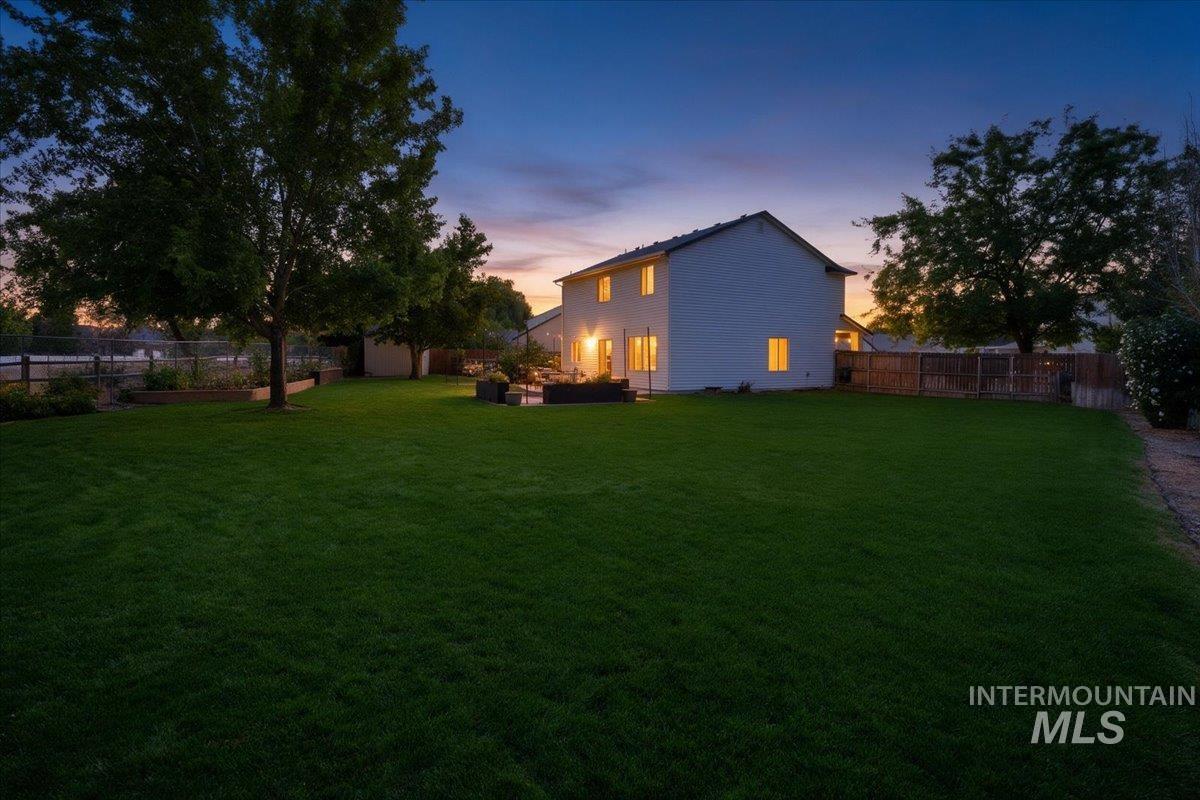 1340 N Golfview Way, Meridian, Idaho 83642, 4 Bedrooms, 2.5 Bathrooms, Residential For Sale, Price $526,600, 99001183