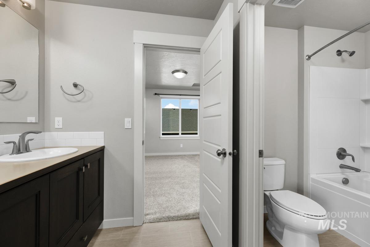 5214 S Wayland Ave, Meridian, Idaho 83642, 5 Bedrooms, 4.5 Bathrooms, Residential For Sale, Price $874,900, 99001184