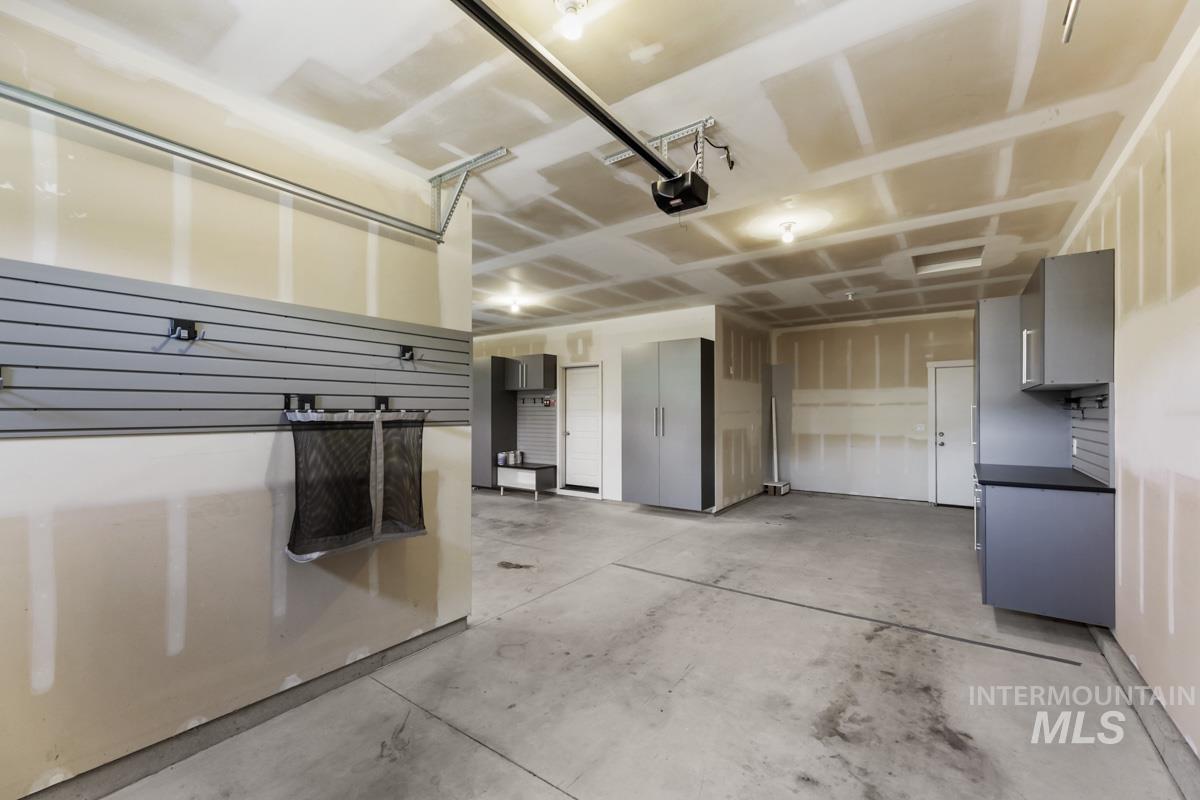 5214 S Wayland Ave, Meridian, Idaho 83642, 5 Bedrooms, 4.5 Bathrooms, Residential For Sale, Price $874,900, 99001184