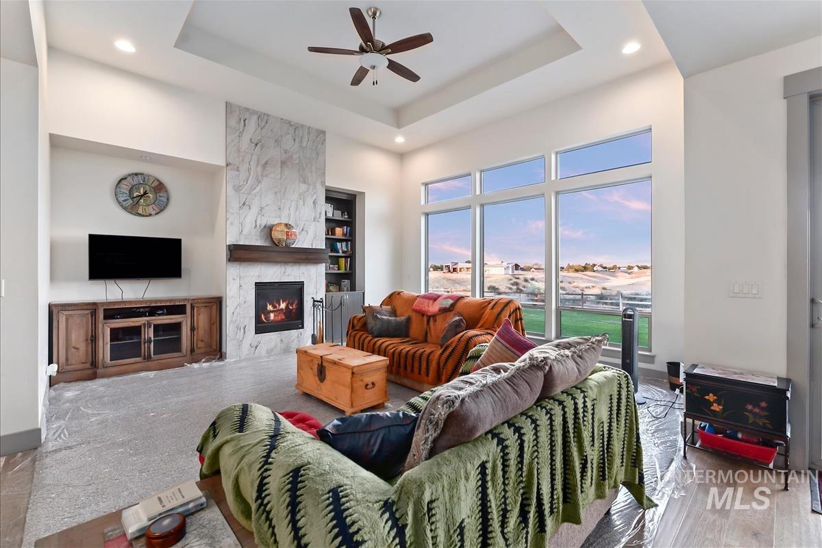 24398 Tombstone Ridge Ct, Middleton, Idaho 83644, 4 Bedrooms, 2.5 Bathrooms, Residential For Sale, Price $999,900, 99001189