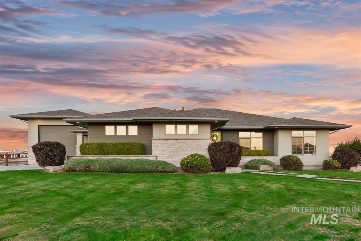 24398 Tombstone Ridge Ct, Middleton, Idaho 83644, 4 Bedrooms, 2.5 Bathrooms, Residential For Sale, Price $999,900, 99001189