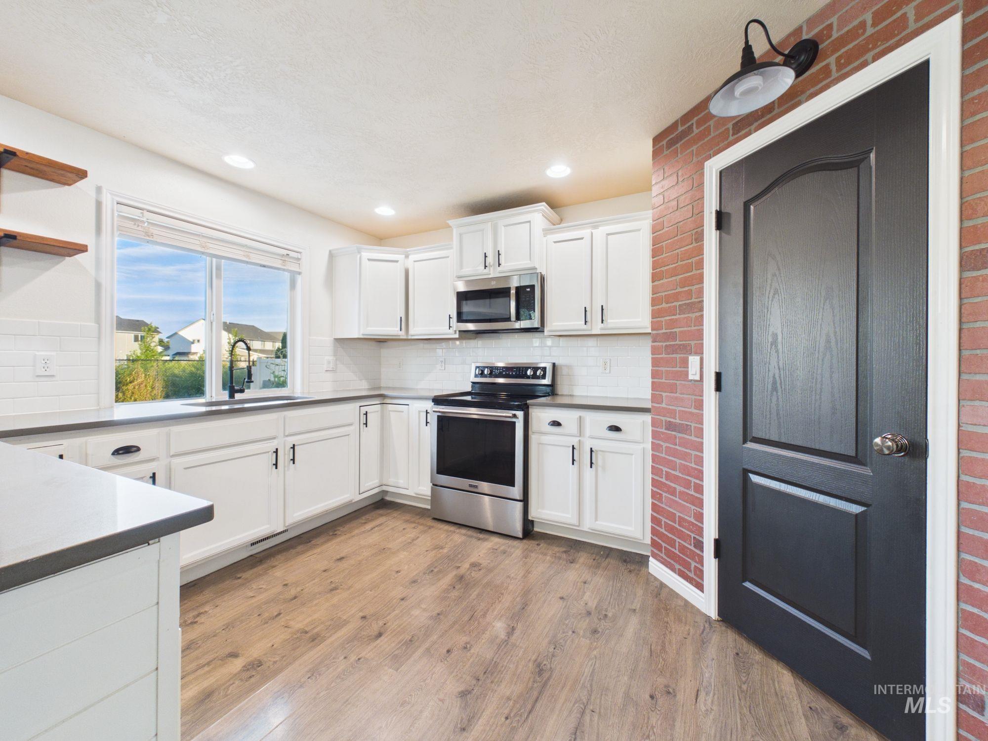11202 W Radcliff St, Nampa, Idaho 83651, 4 Bedrooms, 2.5 Bathrooms, Residential For Sale, Price $485,000, 99001190