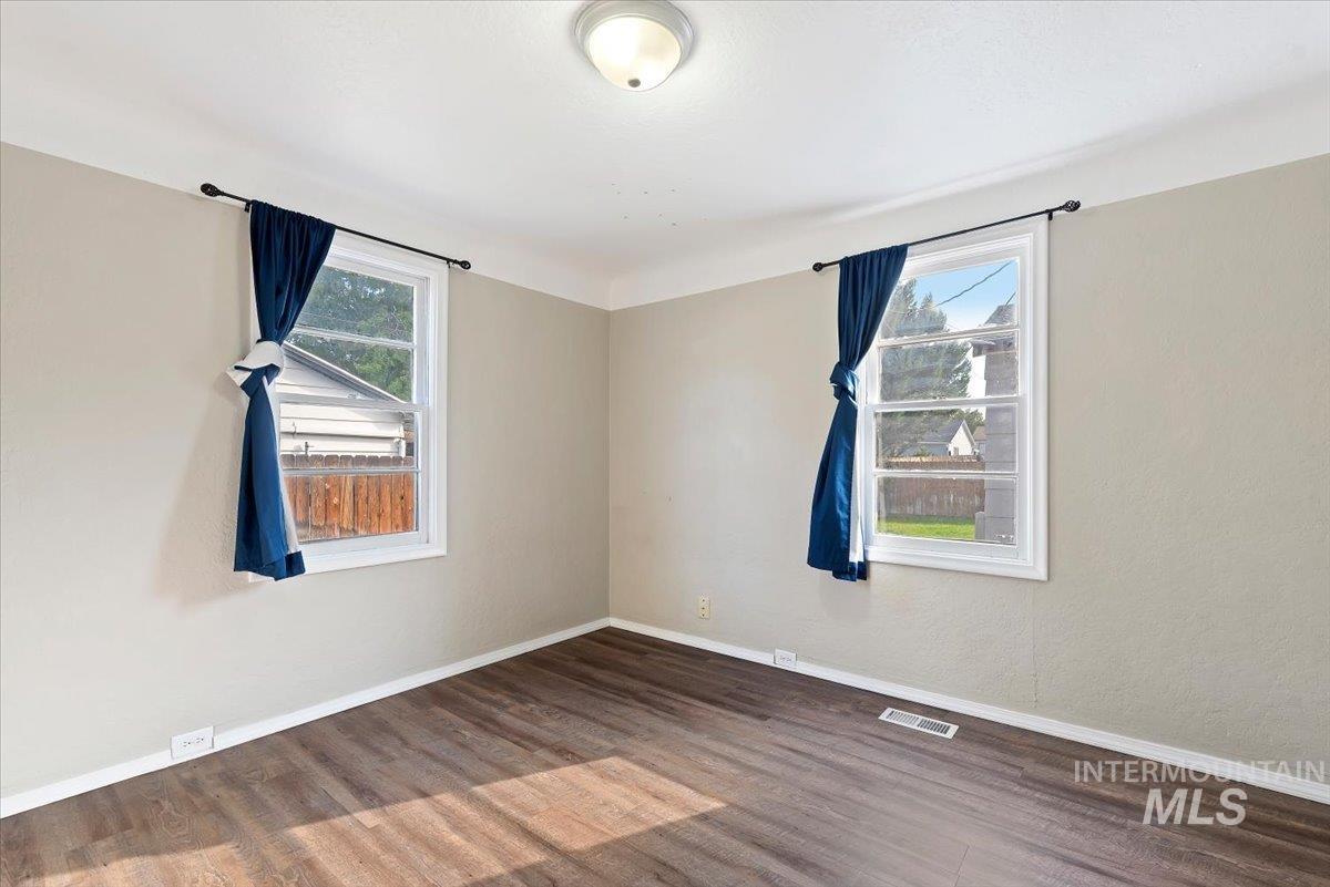 10 N Harrell St, Boise, Idaho 83706, 2 Bedrooms, 1 Bathroom, Residential For Sale, Price $399,000, 99001191