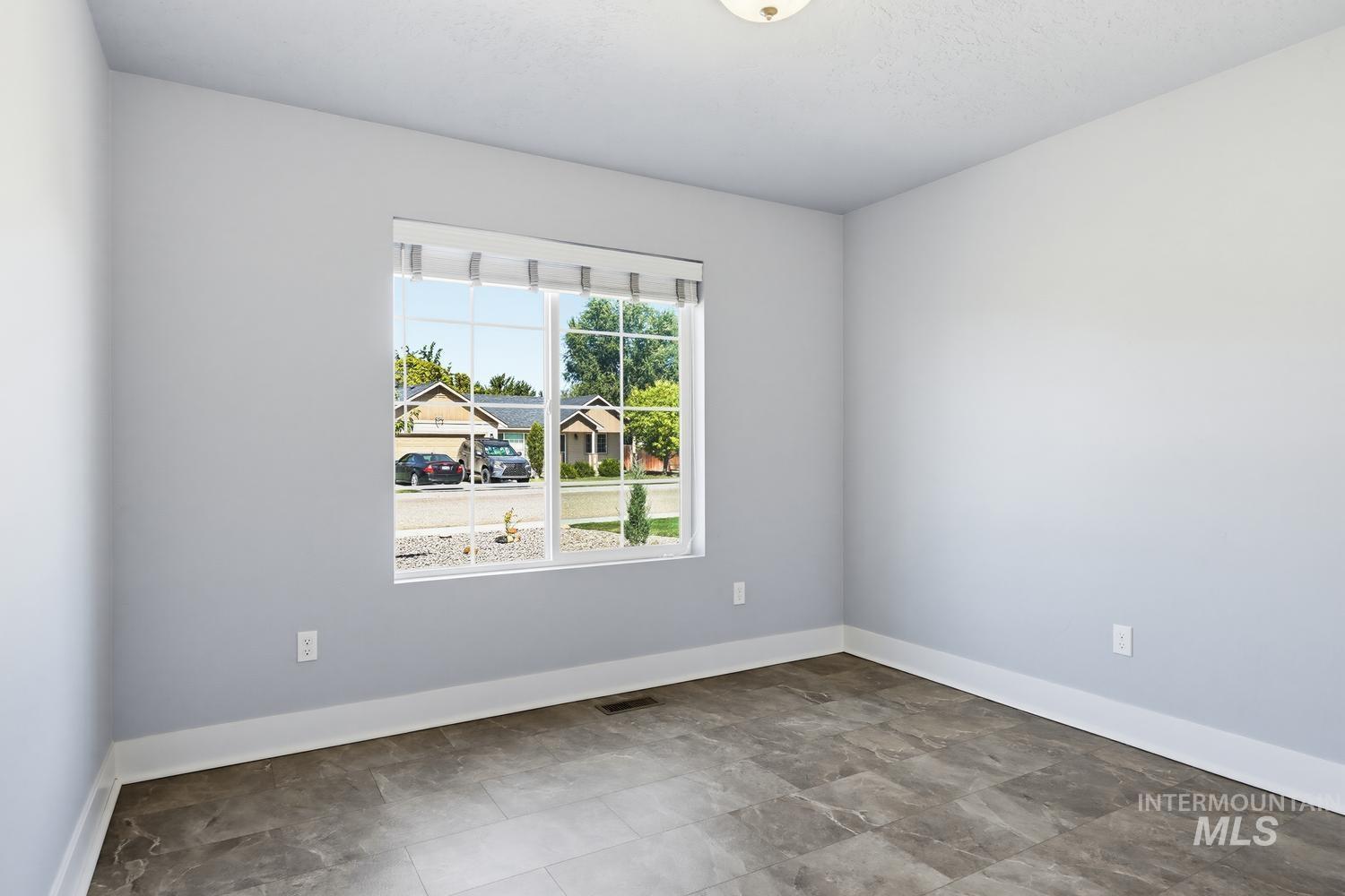 1121 Dittman Dr, Emmett, Idaho 83617, 3 Bedrooms, 2 Bathrooms, Residential For Sale, Price $369,000, 99001194