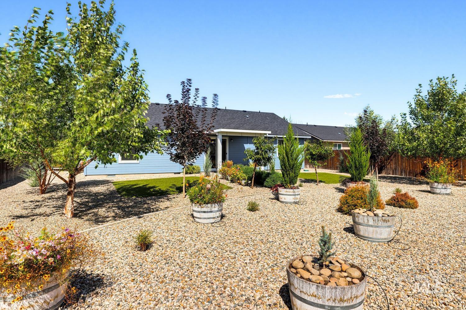 1121 Dittman Dr, Emmett, Idaho 83617, 3 Bedrooms, 2 Bathrooms, Residential For Sale, Price $369,000, 99001194