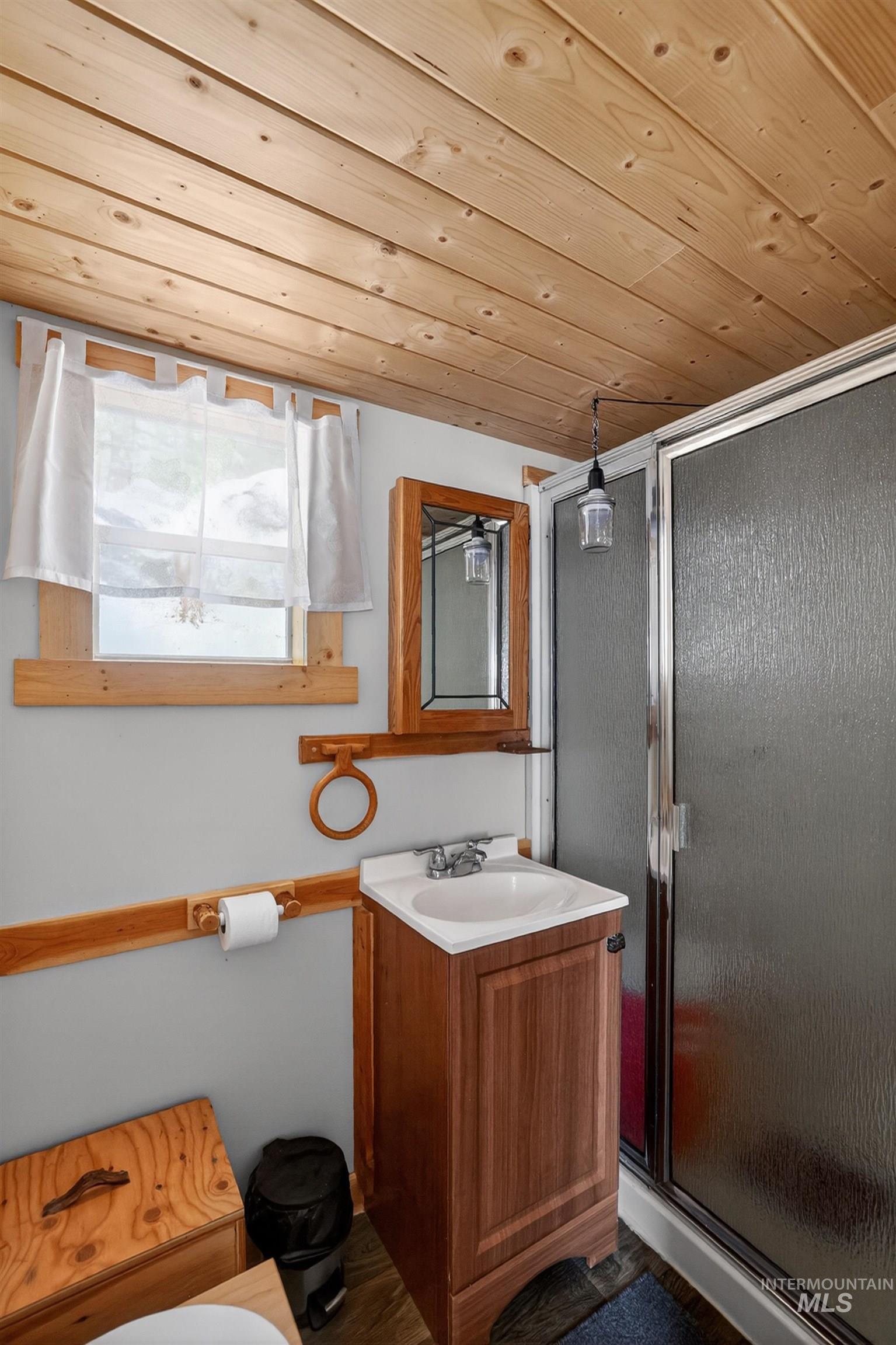 506 Hilltop Rd, Cascade, Idaho 83611, 1 Bathroom, Residential For Sale, Price $170,900, 99001196