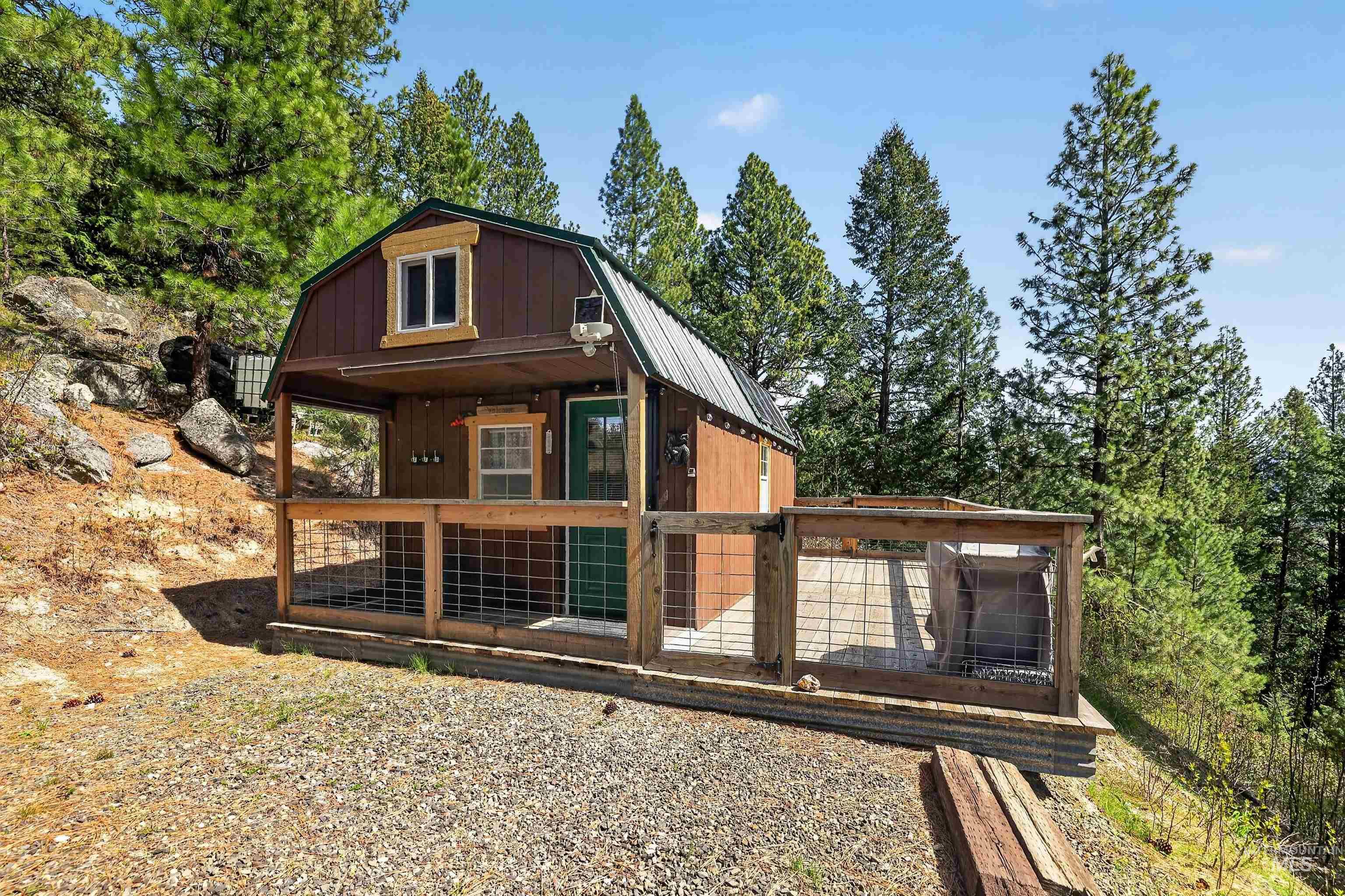 506 Hilltop Rd, Cascade, Idaho 83611, 1 Bathroom, Residential For Sale, Price $170,900, 99001196