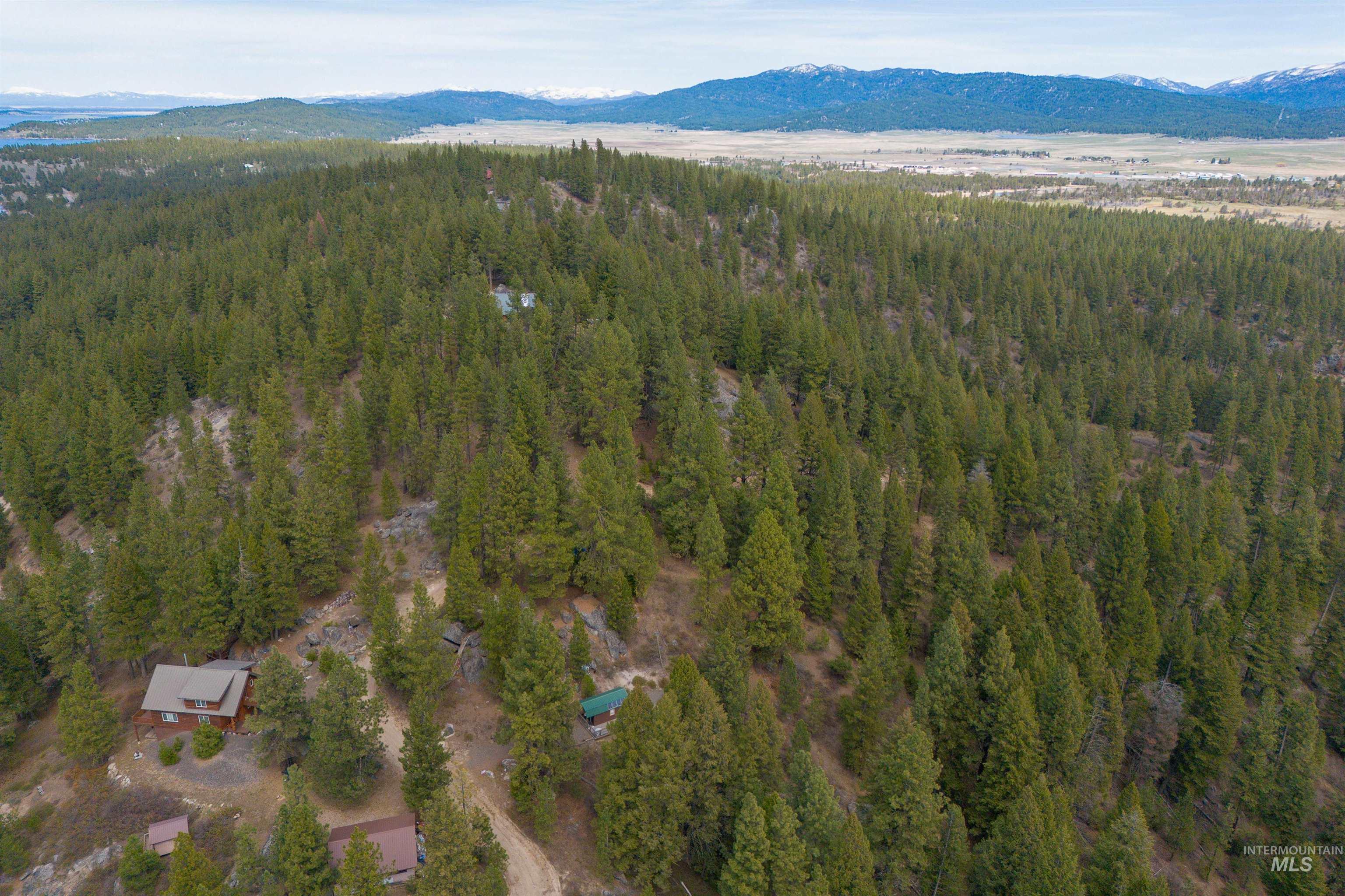 506 Hilltop Rd, Cascade, Idaho 83611, 1 Bathroom, Residential For Sale, Price $170,900, 99001196