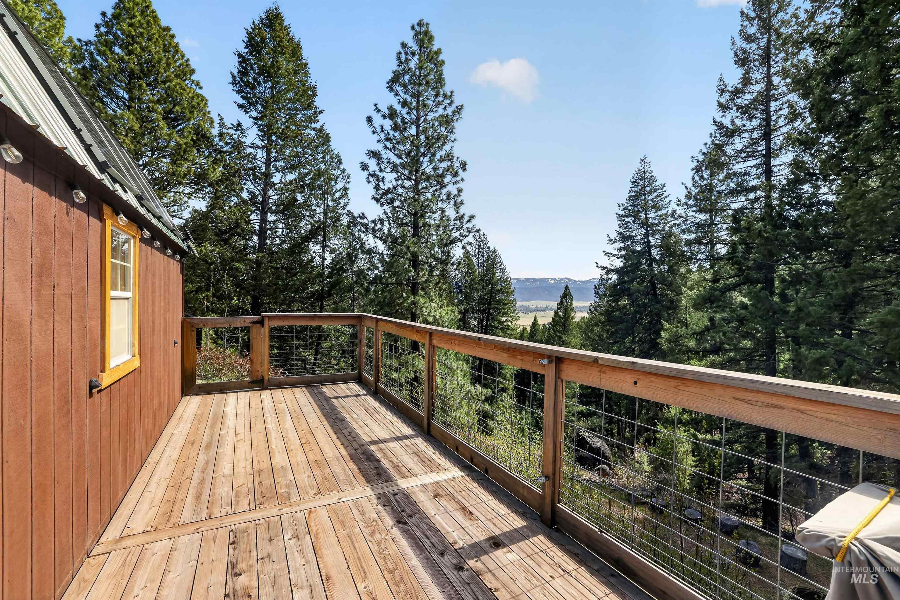 506 Hilltop Rd, Cascade, Idaho 83611, 1 Bathroom, Residential For Sale, Price $170,900, 99001196