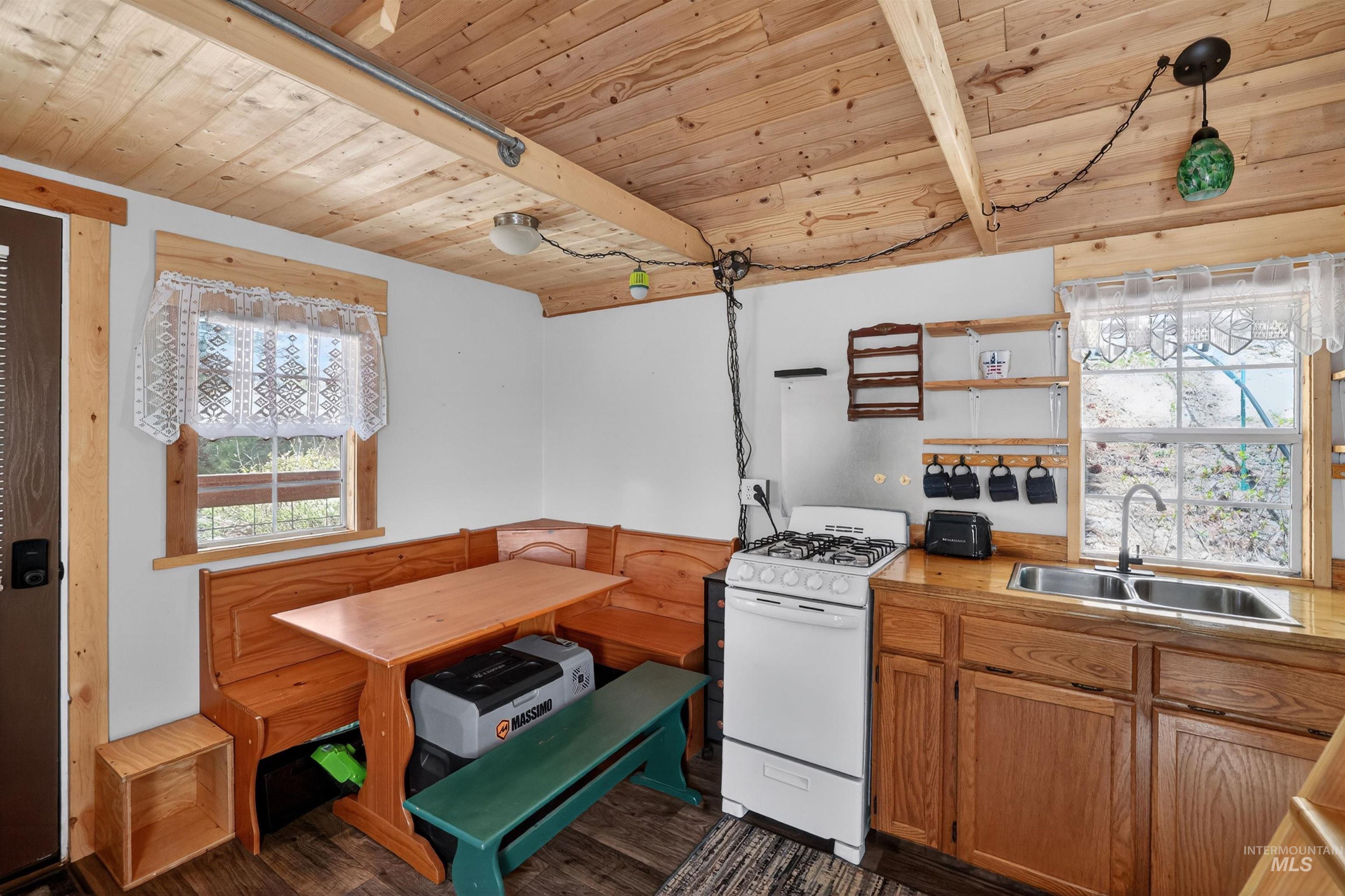 506 Hilltop Rd, Cascade, Idaho 83611, 1 Bathroom, Residential For Sale, Price $170,900, 99001196