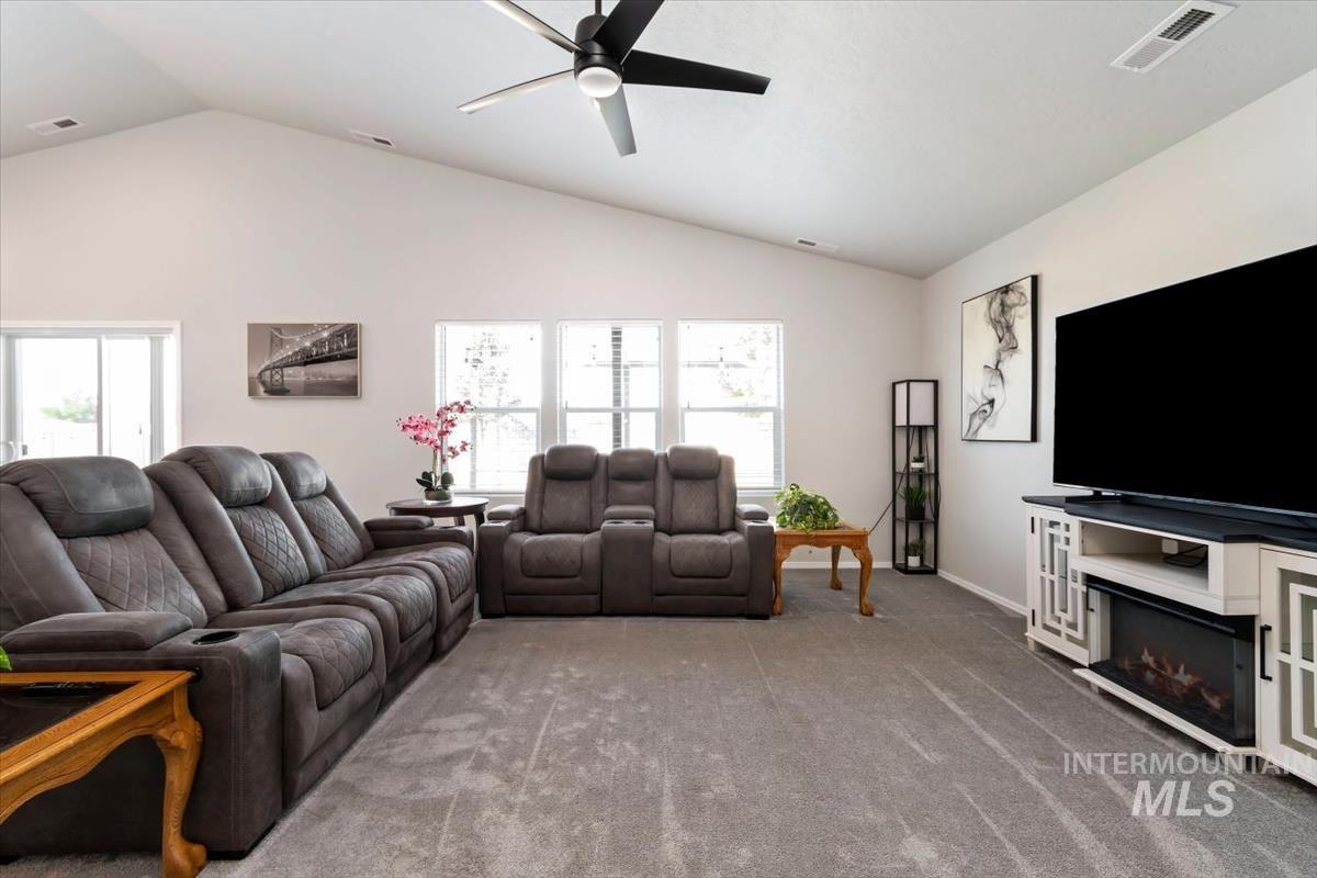 11194 Newton St, Caldwell, Idaho 83605, 4 Bedrooms, 2 Bathrooms, Residential For Sale, Price $424,900, 99001197