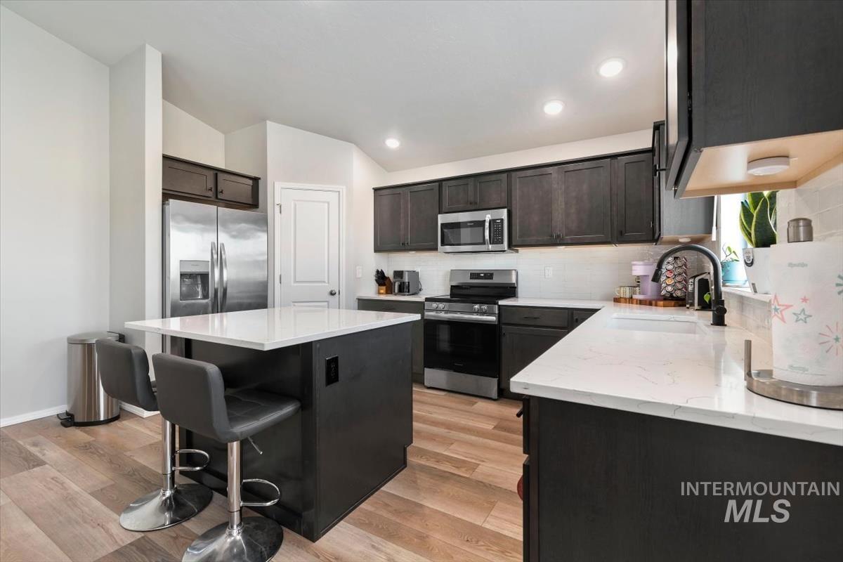 11194 Newton St, Caldwell, Idaho 83605, 4 Bedrooms, 2 Bathrooms, Residential For Sale, Price $424,900, 99001197