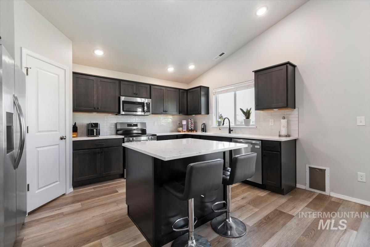 11194 Newton St, Caldwell, Idaho 83605, 4 Bedrooms, 2 Bathrooms, Residential For Sale, Price $424,900, 99001197